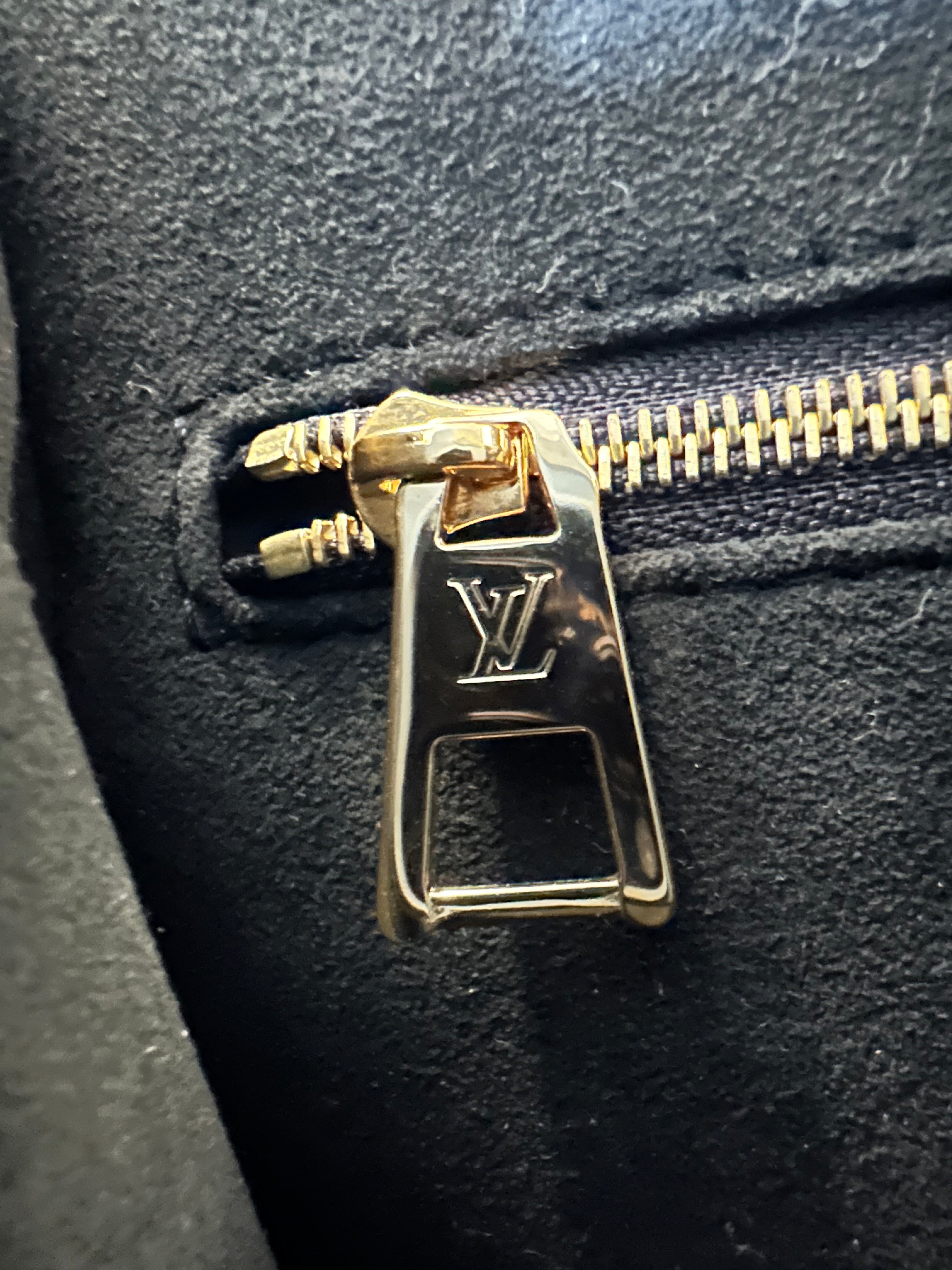 Louis Vuitton OnTheGo PM