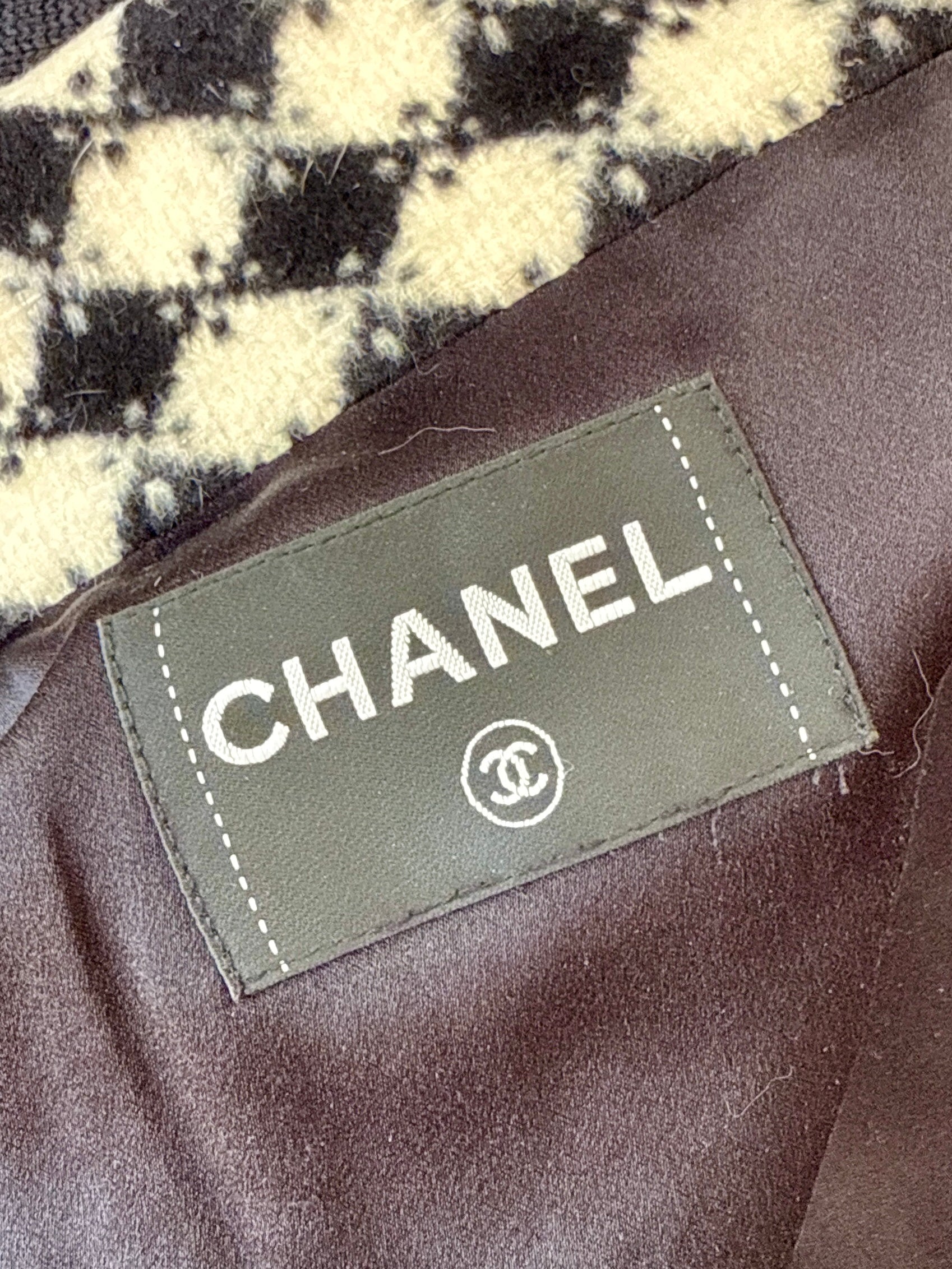 Chanel Monochrome Diamond Checked Wool Waistcoat (44)
