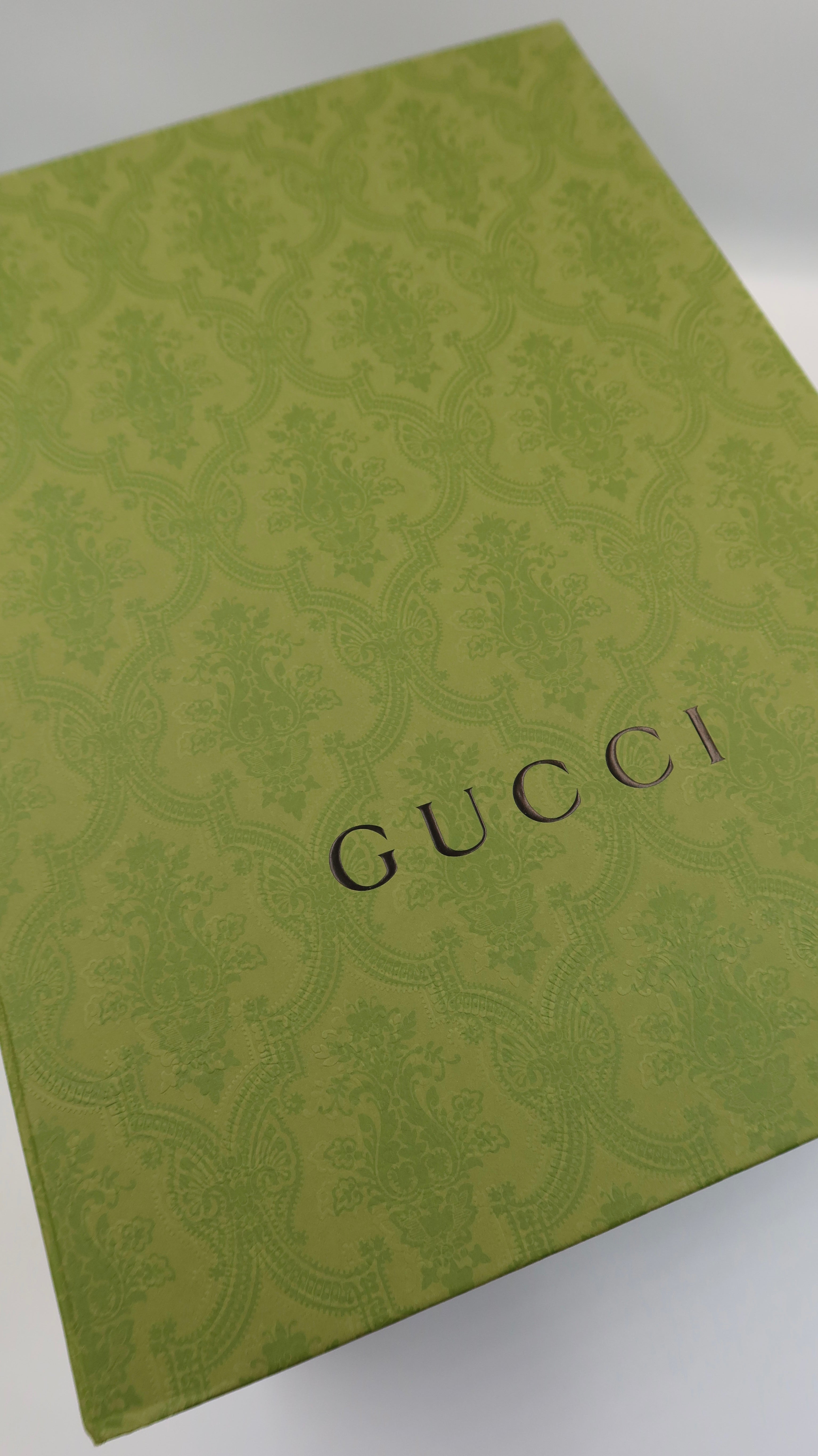 Gucci Messenger Bag *Full Set*