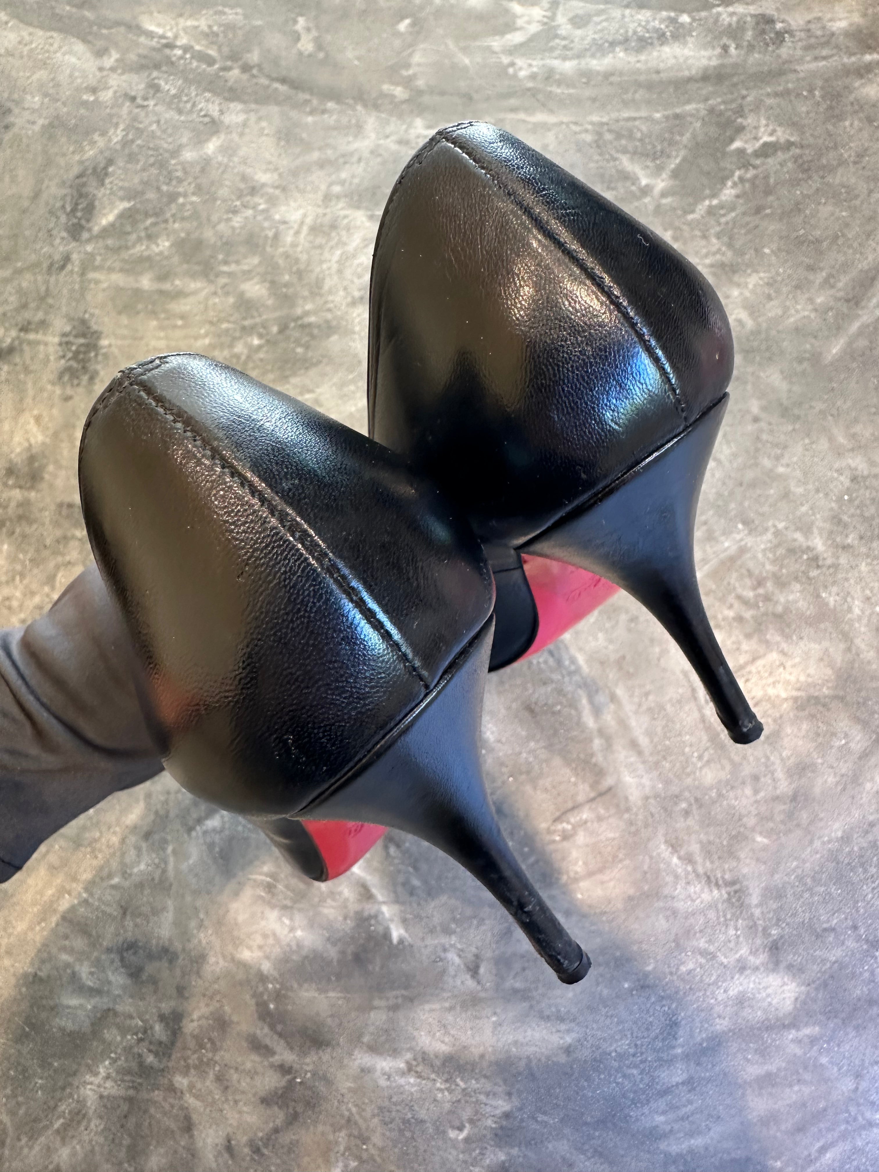 Christian Louboutin Heels (EU36.5)
