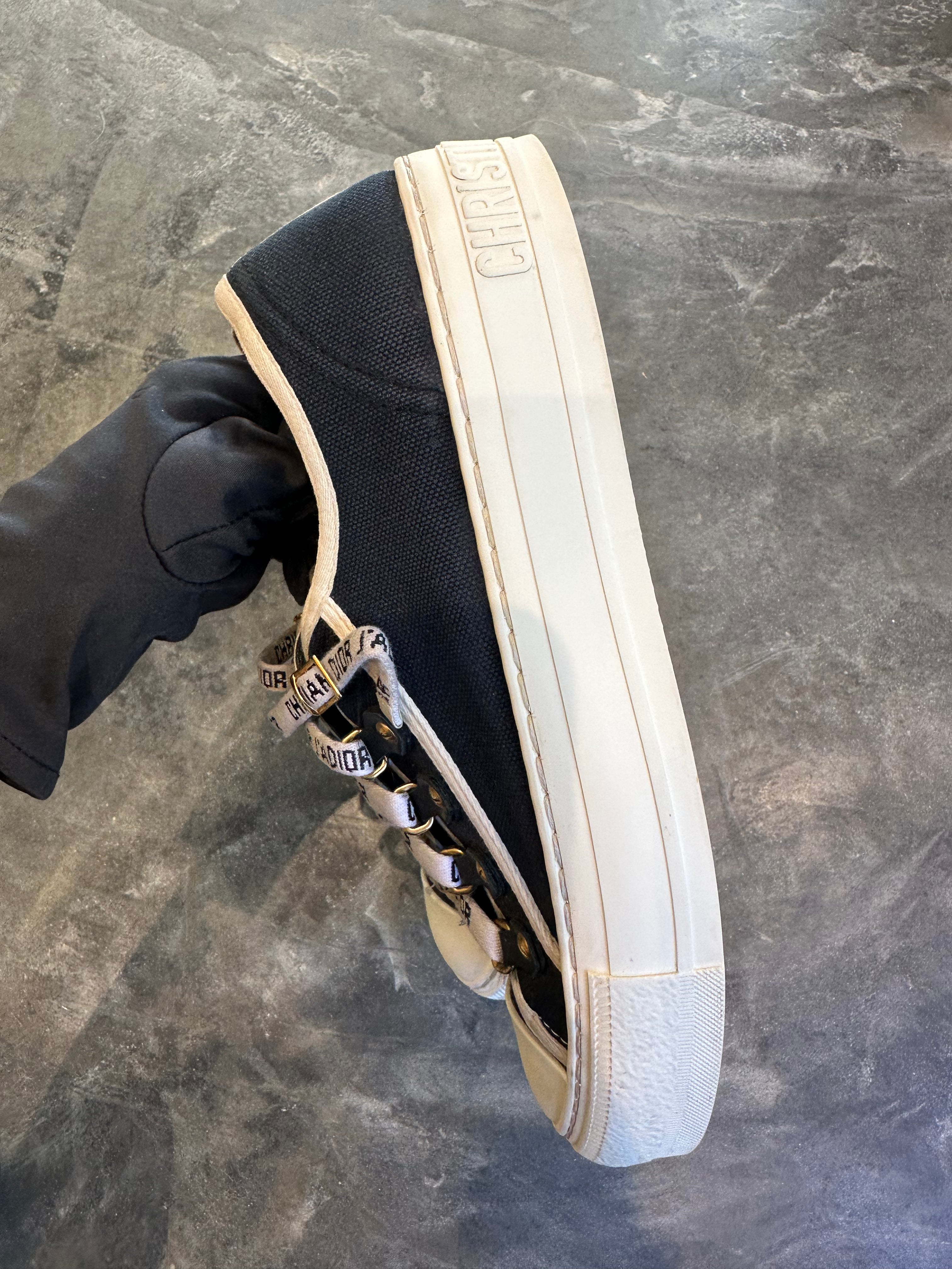 Christian Dior Sneakers (EU36)