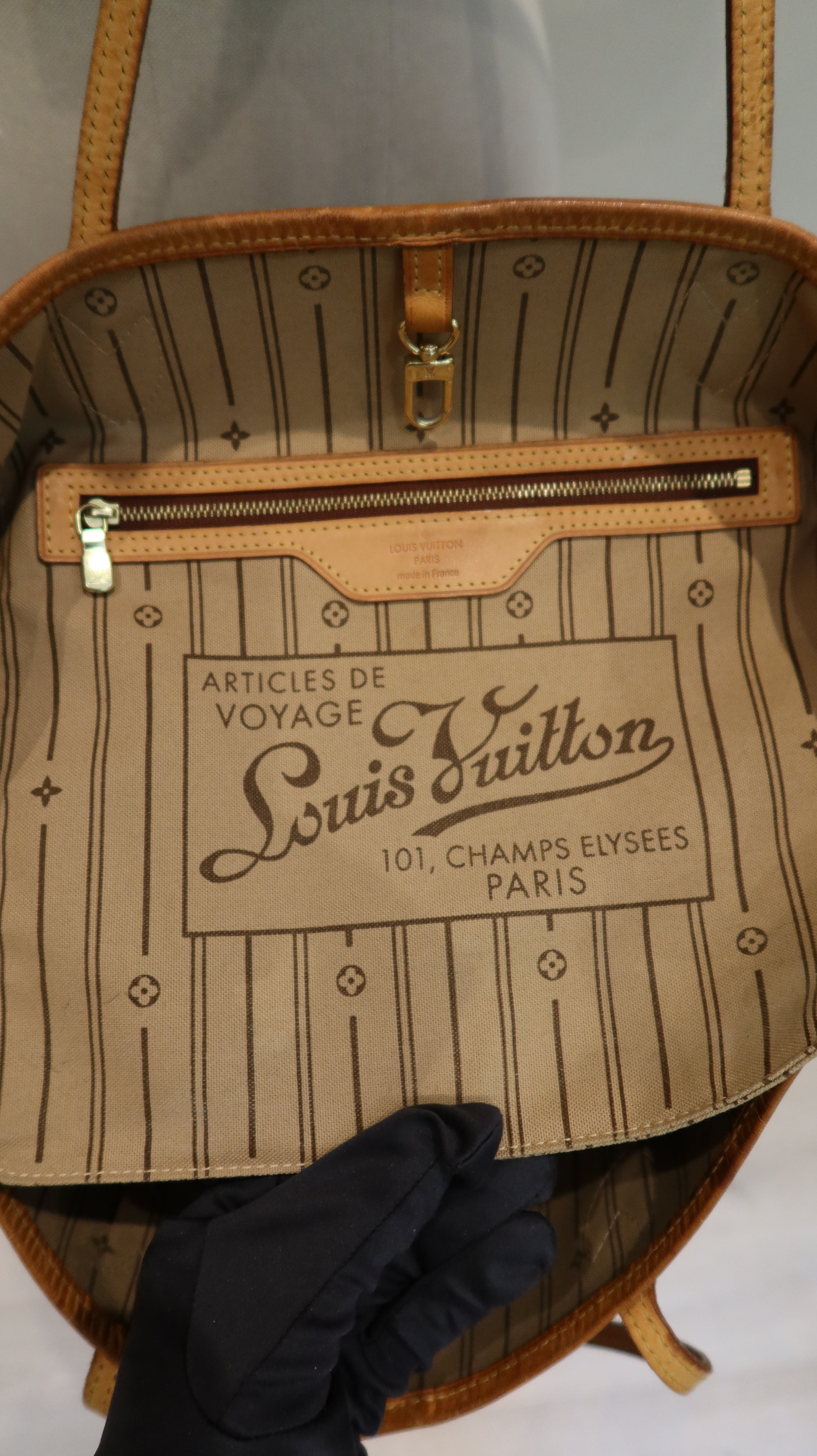 Louis Vuitton Neverfull MM