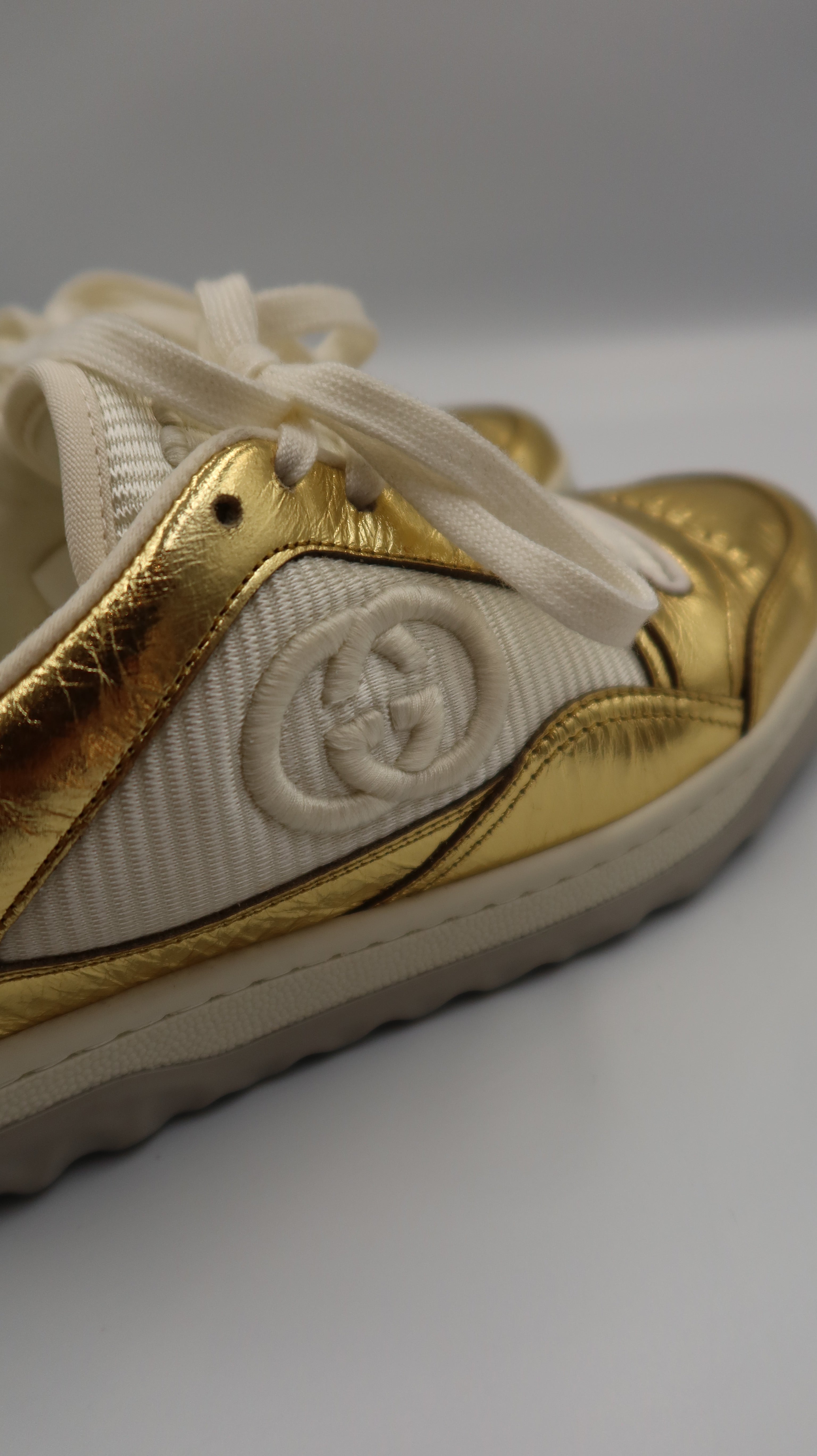 Gucci Sneakers (EU37.5)