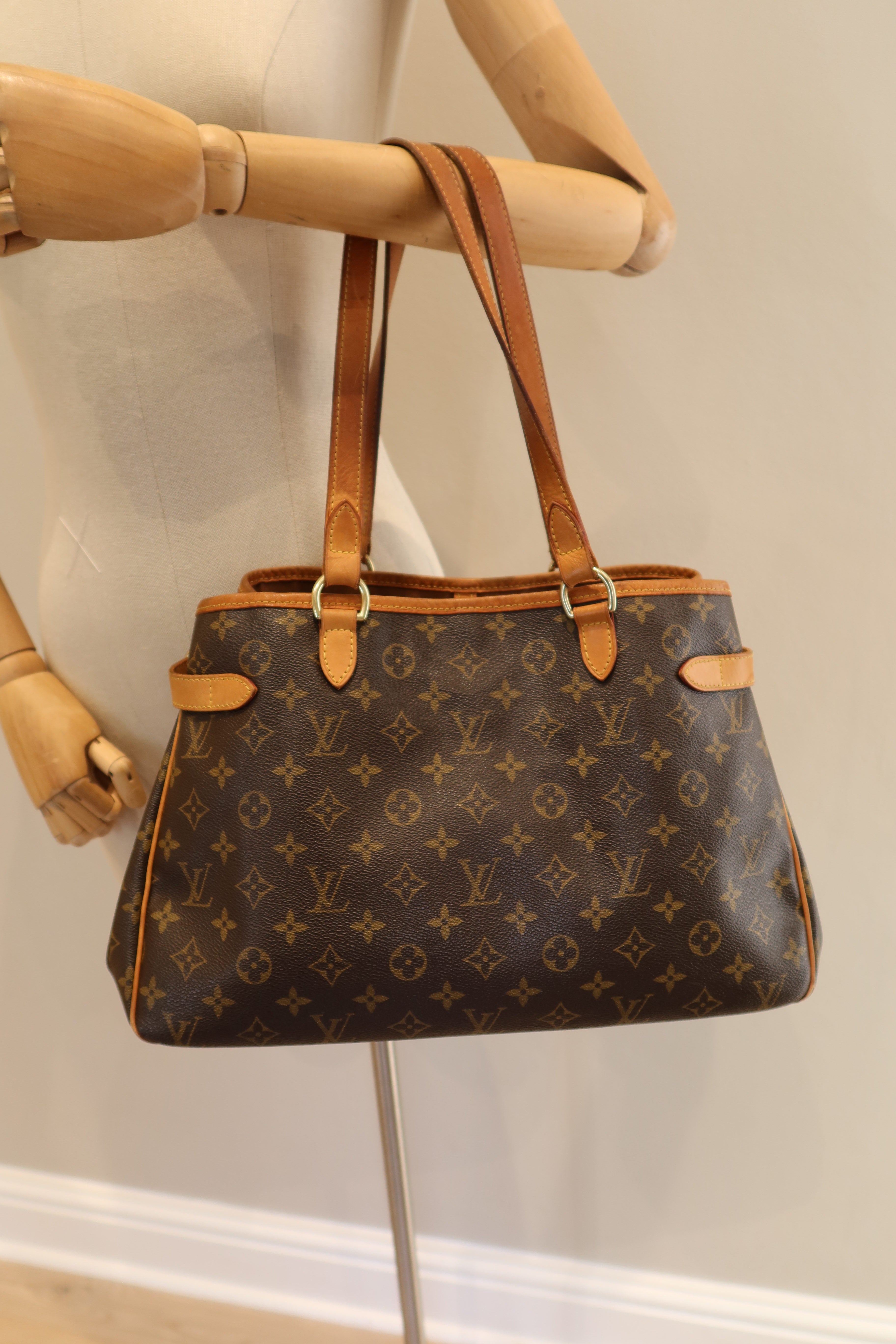 Louis Vuitton Batignolles Tote
