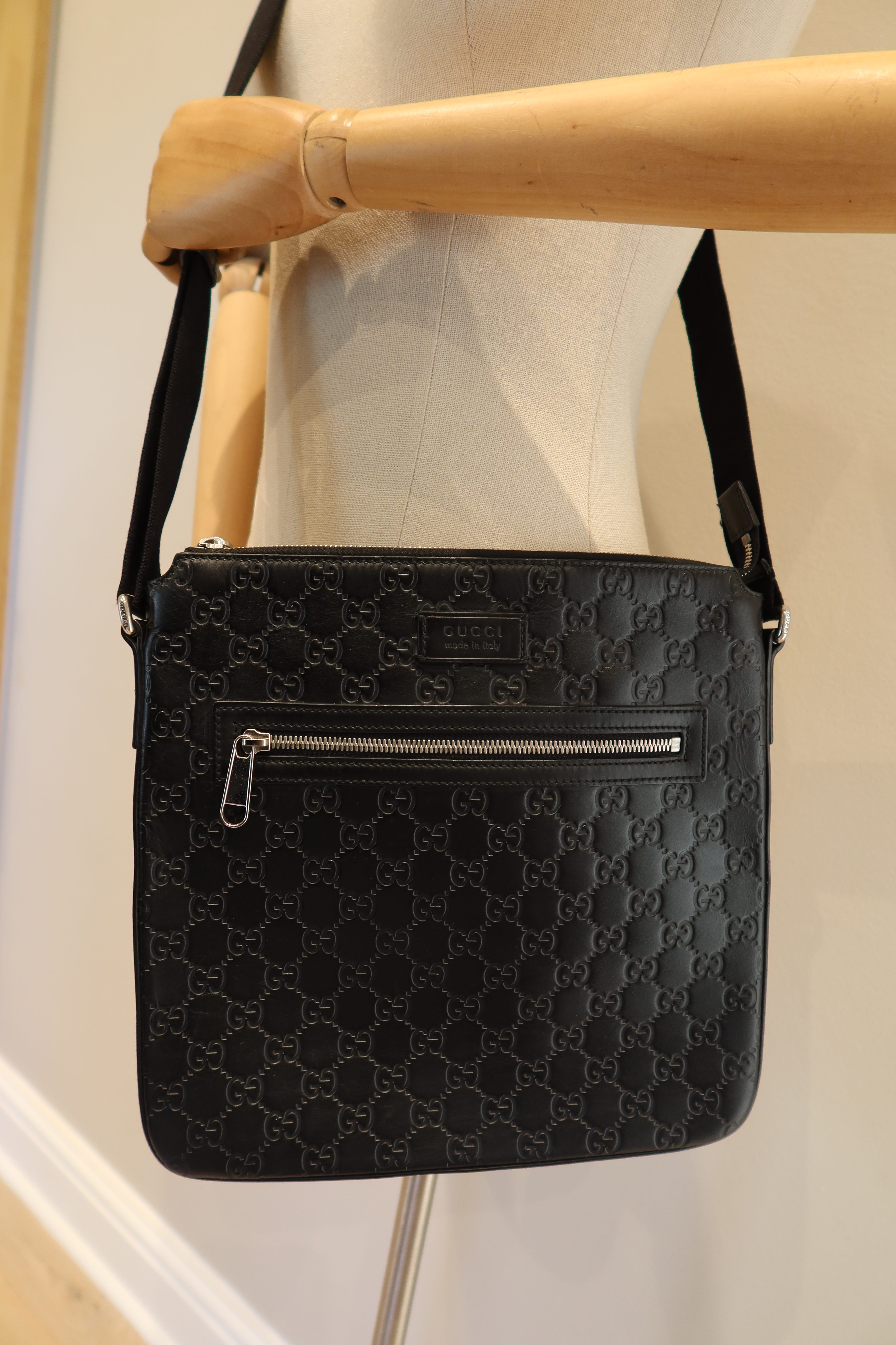 Gucci Messenger Bag
