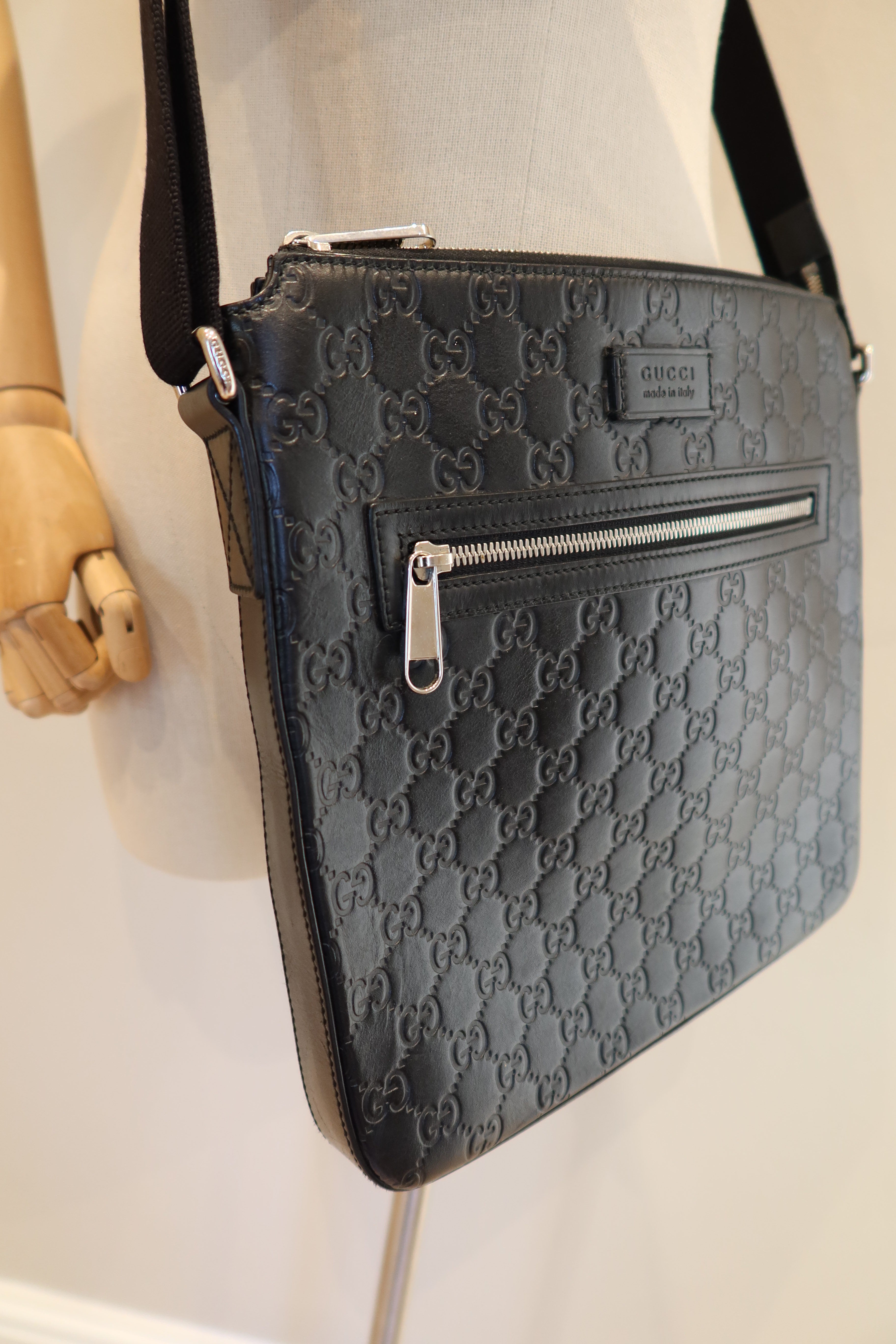 Gucci Messenger Bag