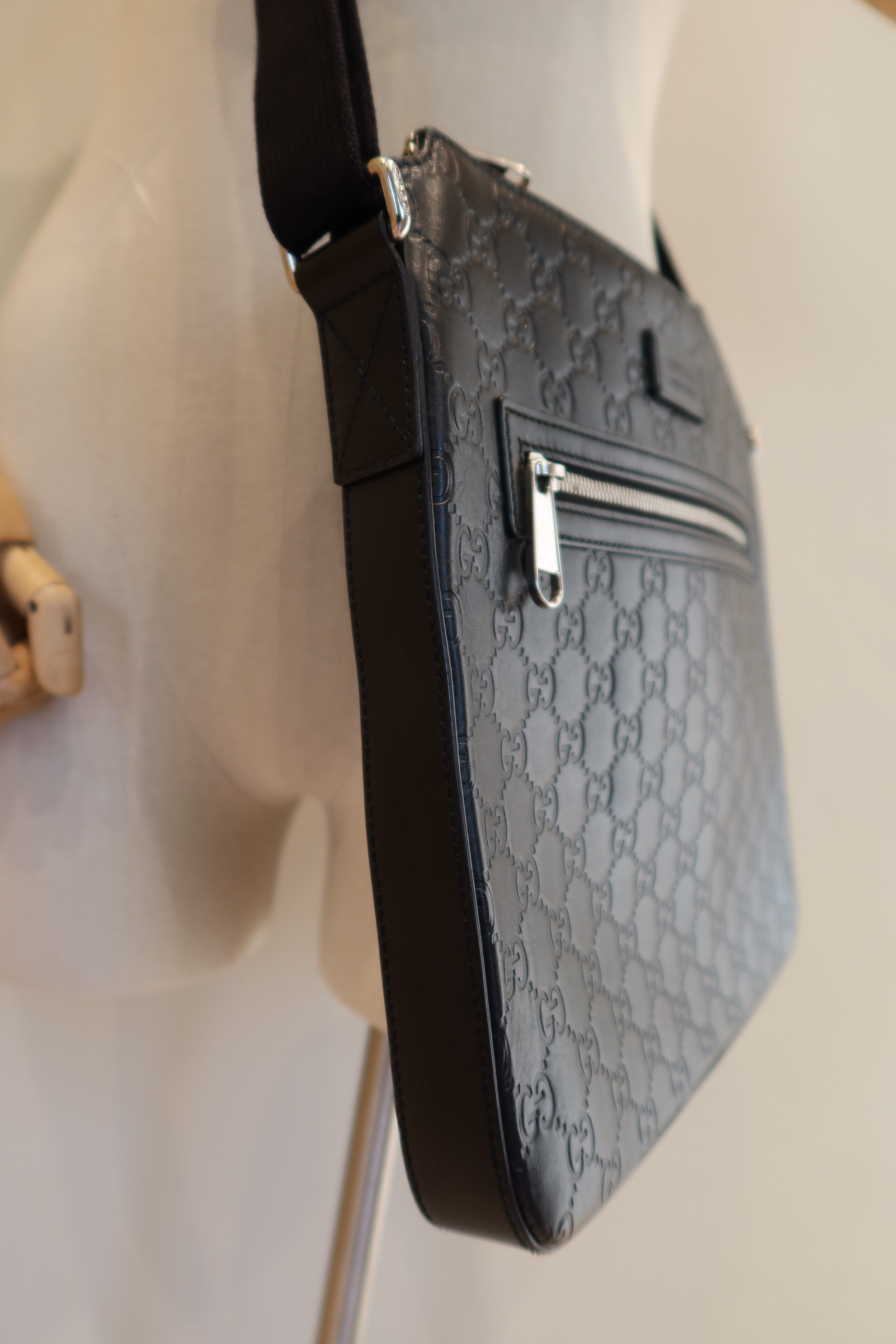 Gucci Messenger Bag