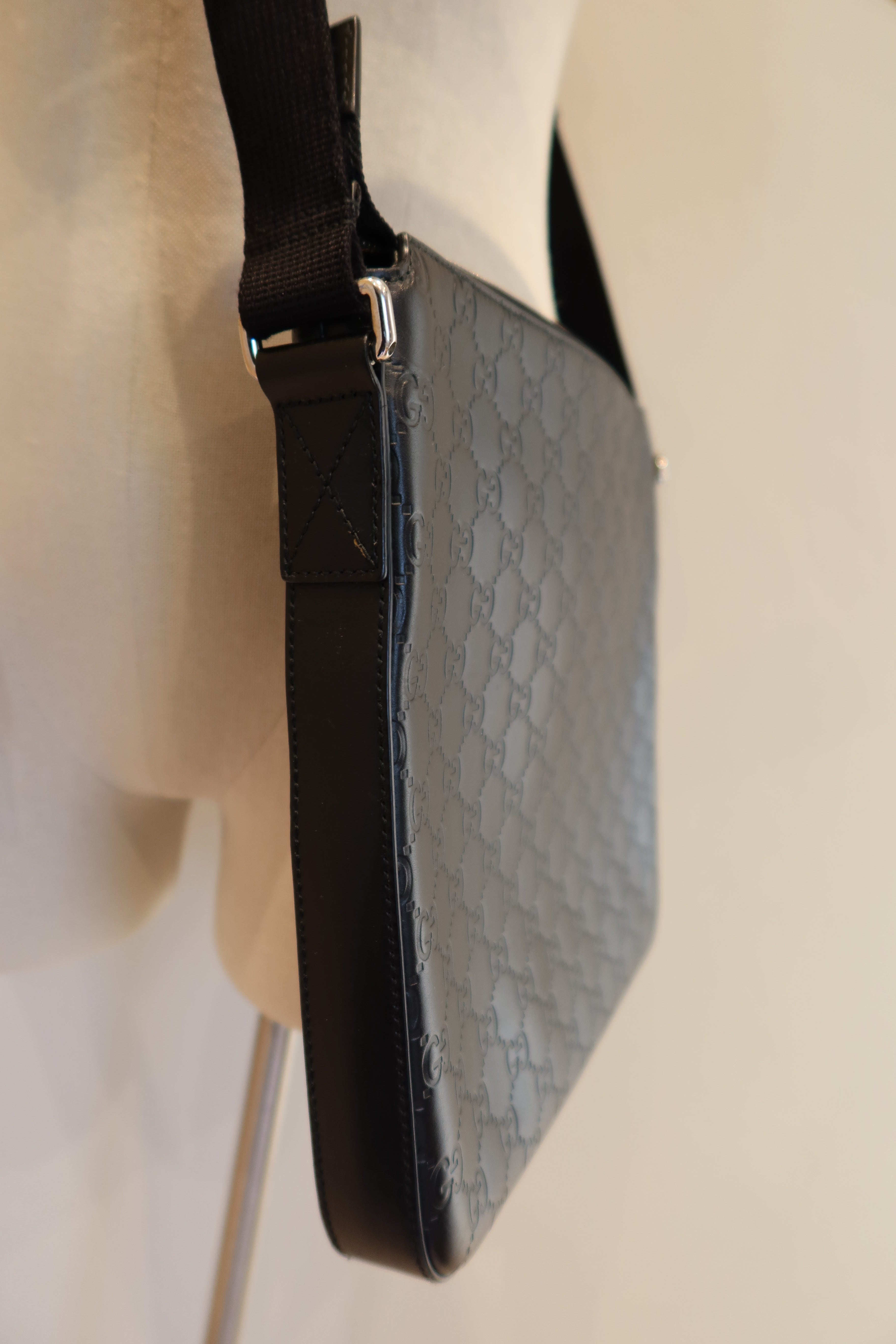 Gucci Messenger Bag