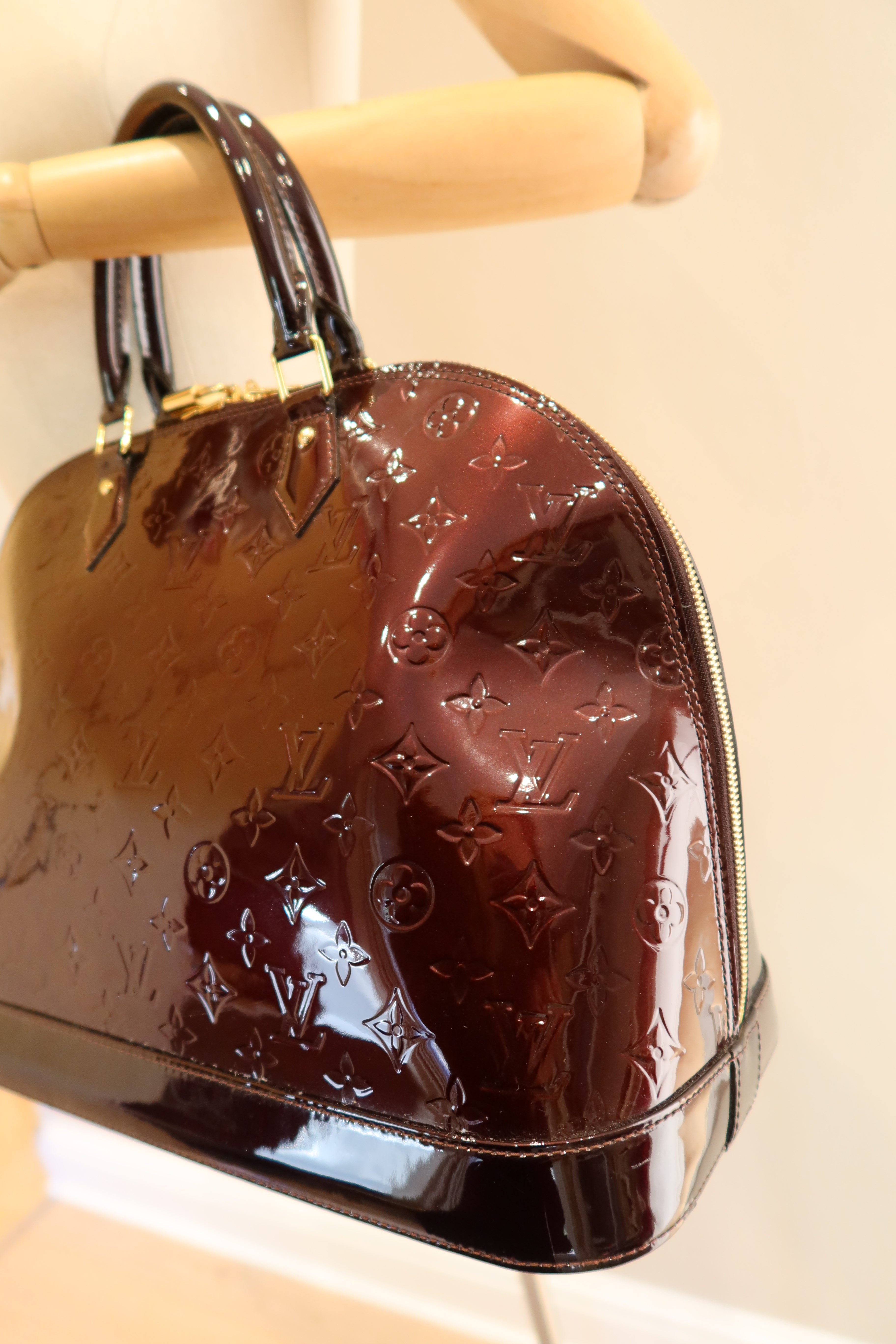 Louis Vuitton Alma GM