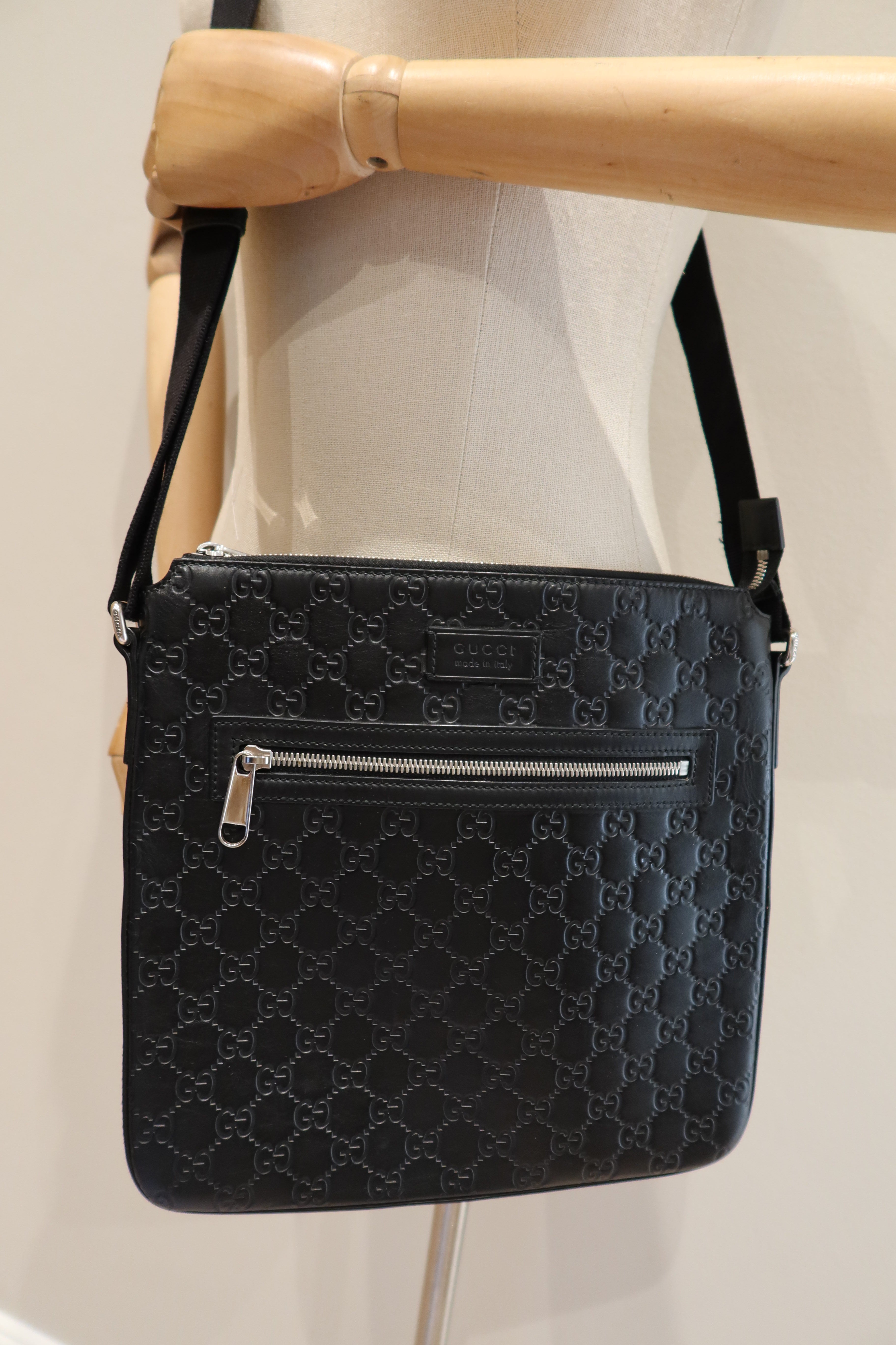 Gucci Messenger Bag
