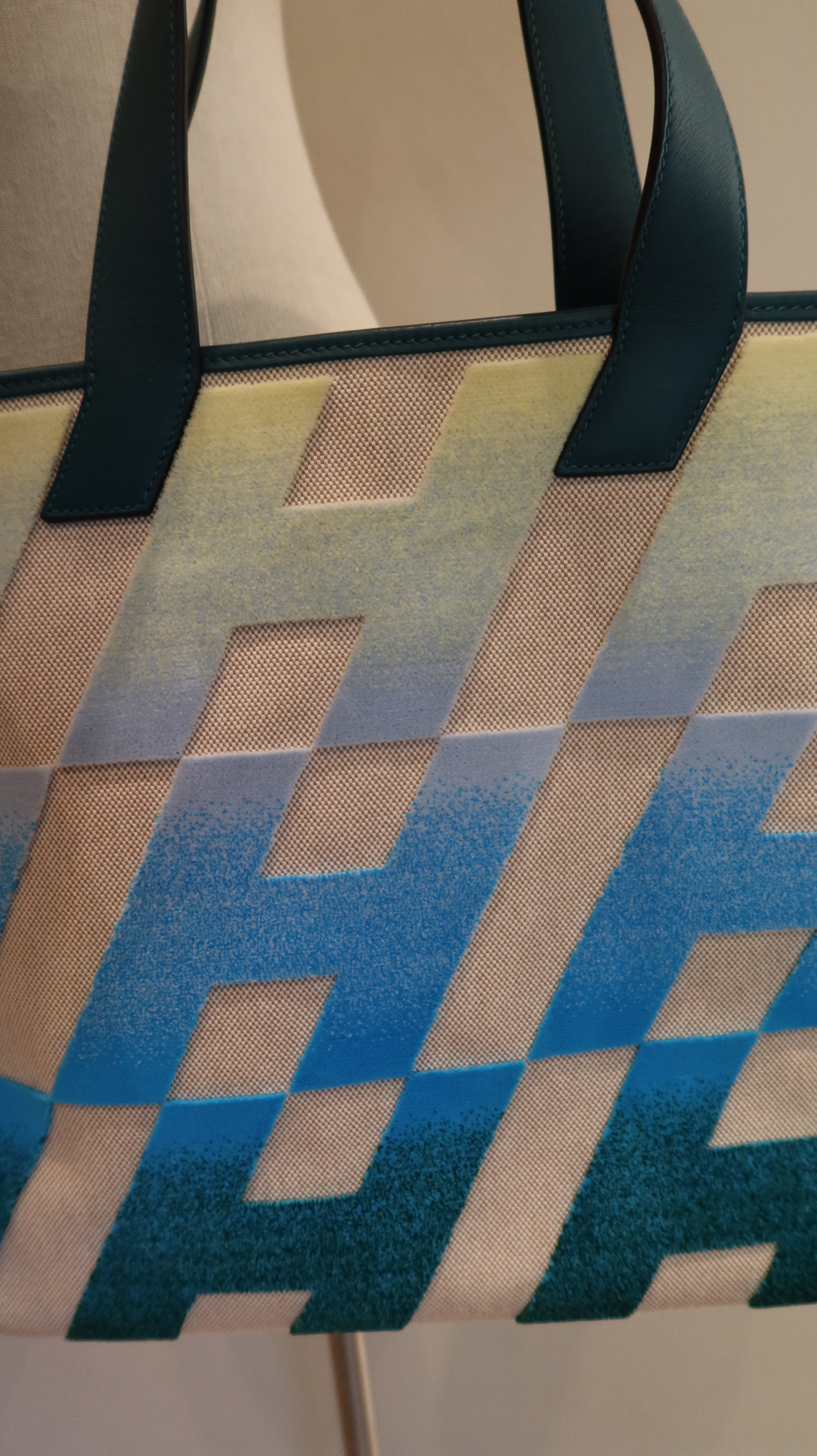 Hermès Cabas H en Biais 40 Bag