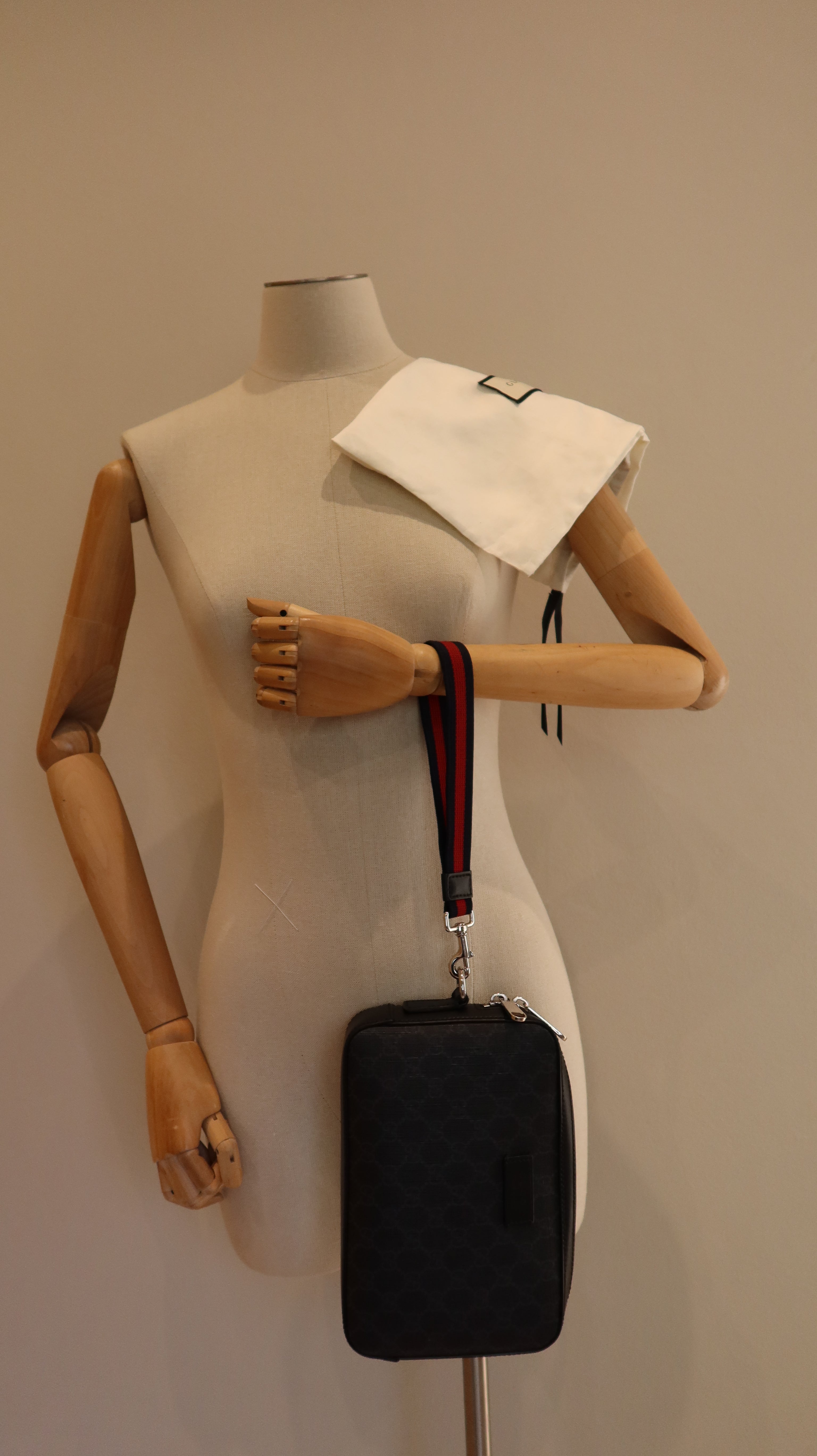 Gucci GG Pouch
