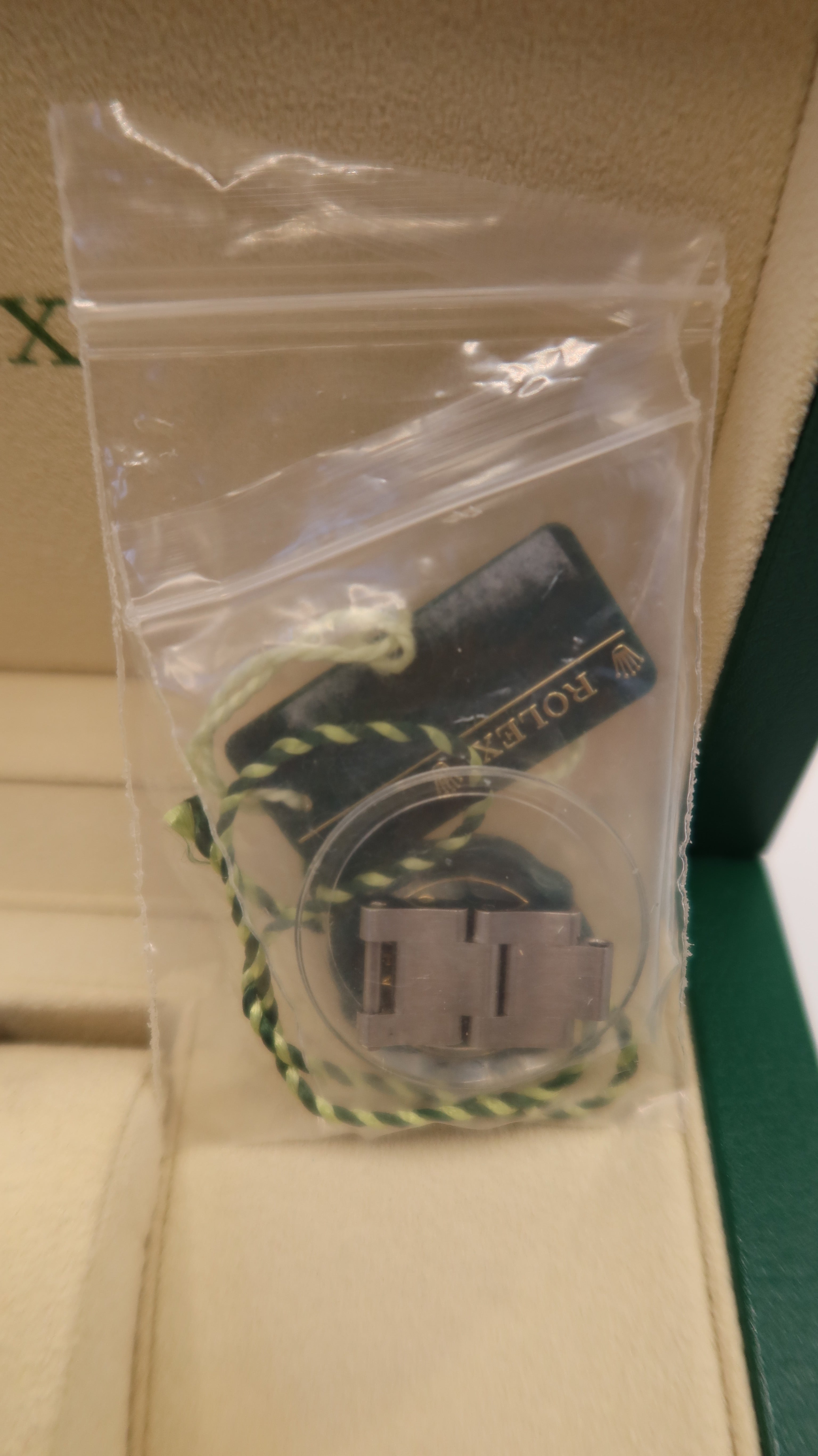 Rolex Oyster Perpetual (31mm)