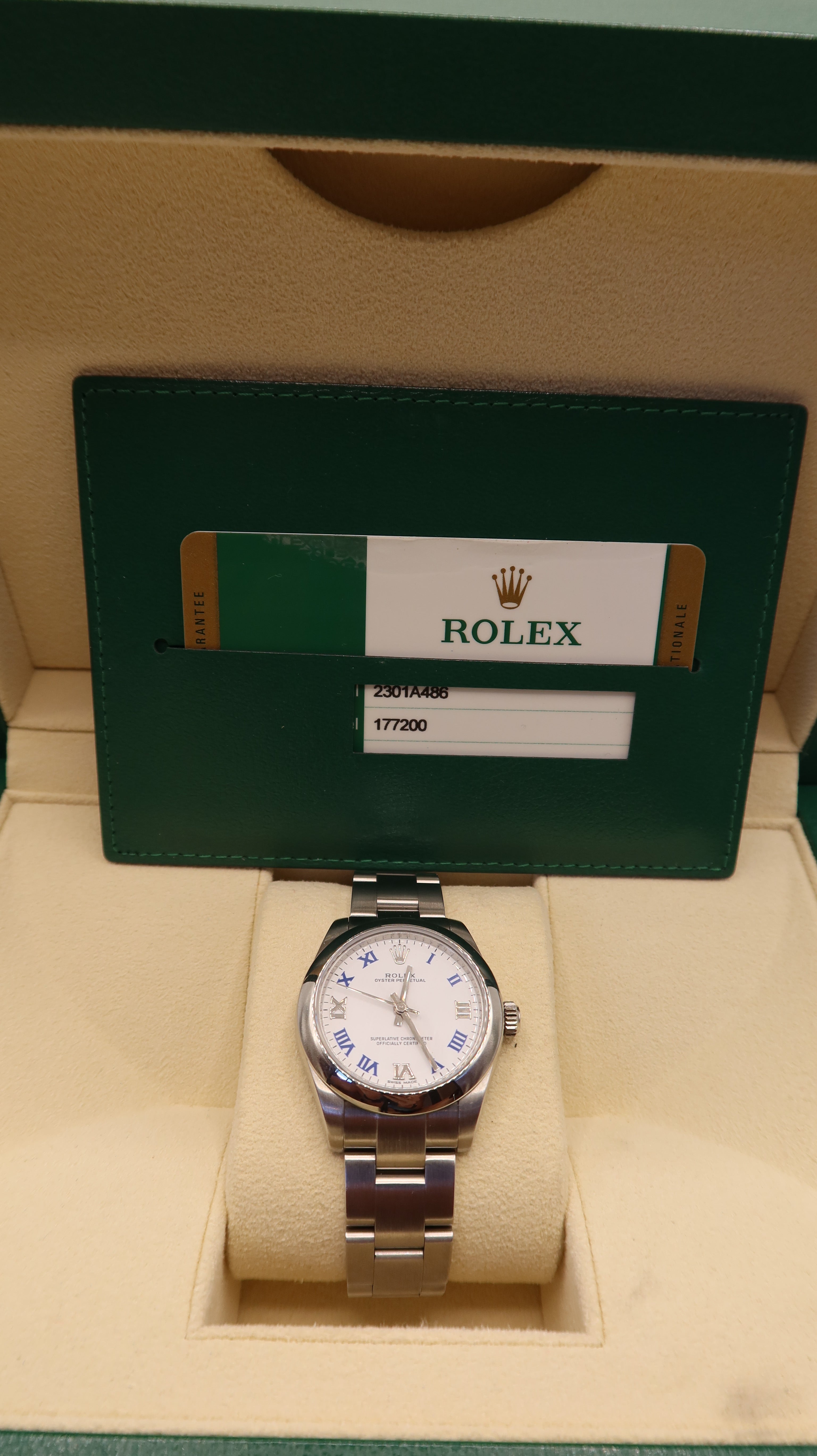 Rolex Oyster Perpetual (31mm)