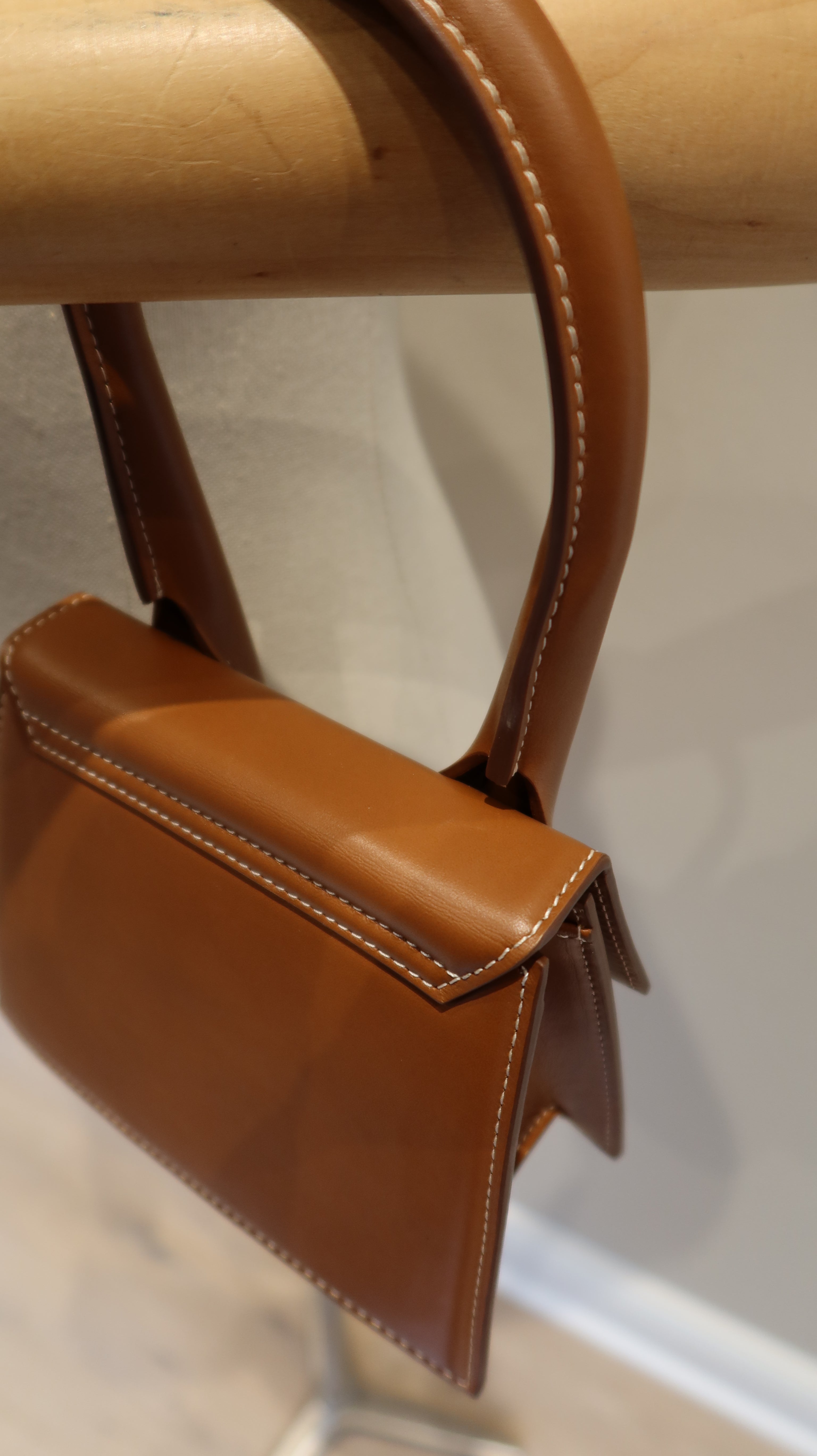 Jacquemus Le Chiquito Moyen Bag