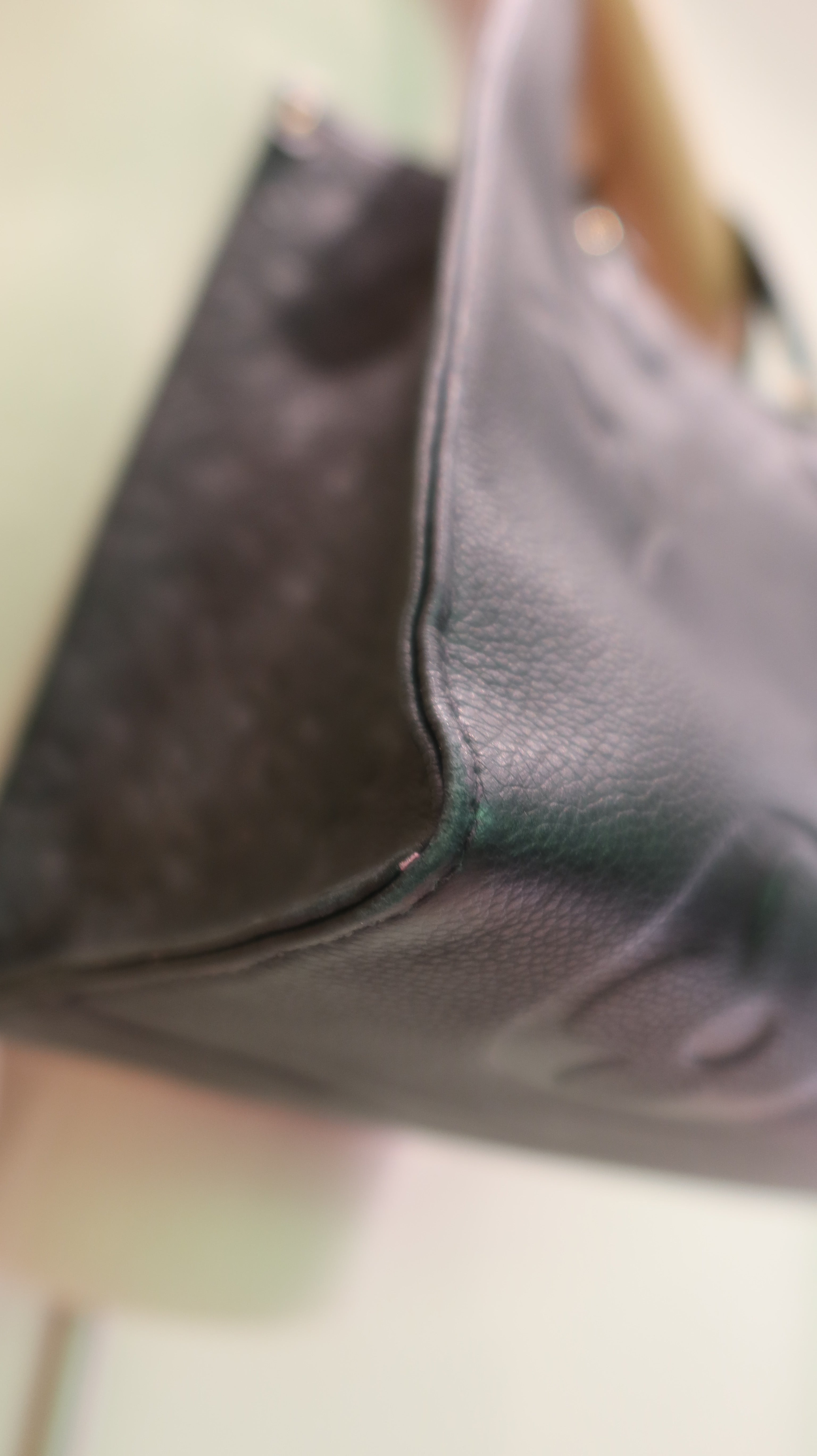 Louis Vuitton OnTheGo GM