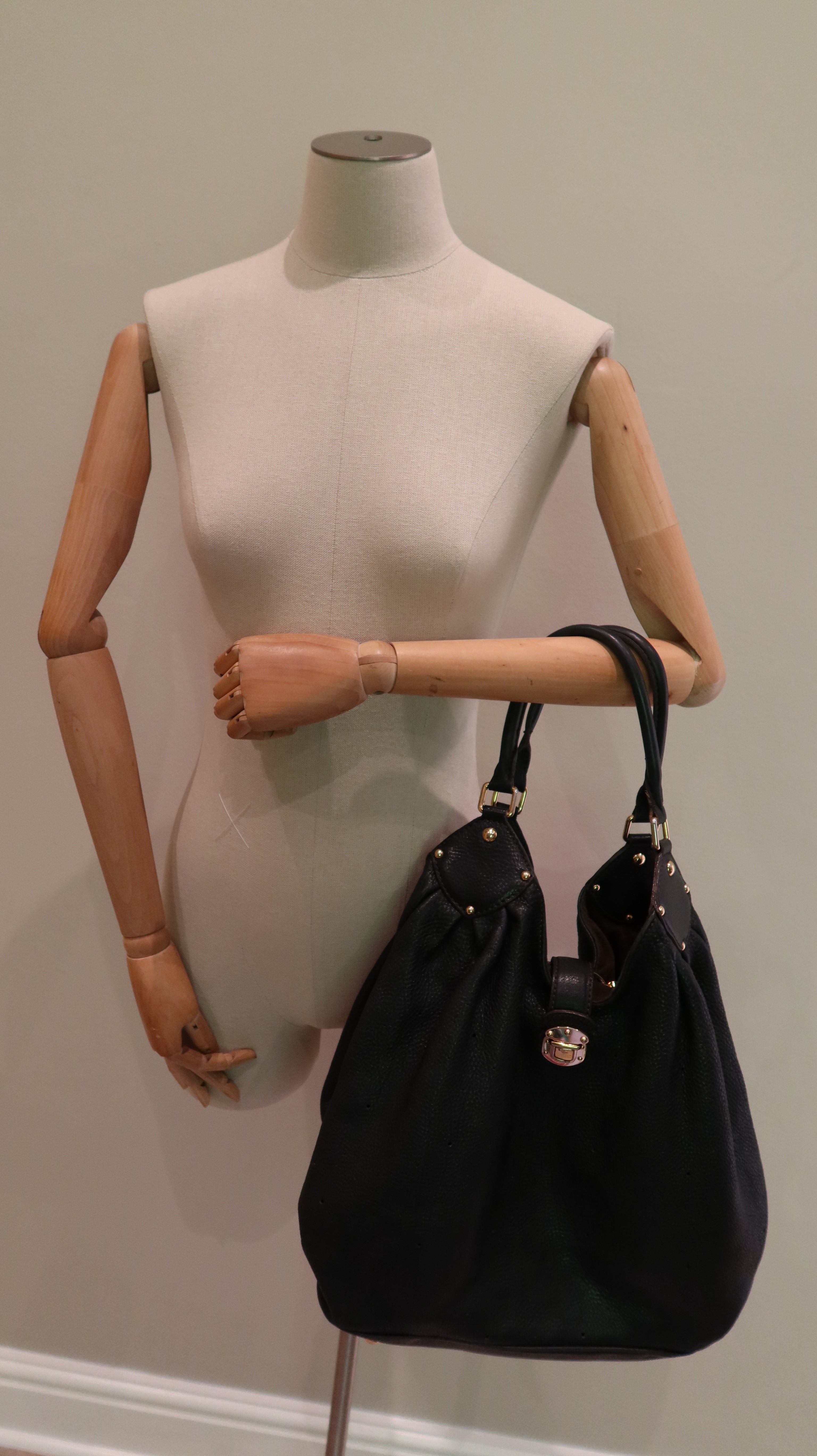 Louis Vuitton Hobo Bag