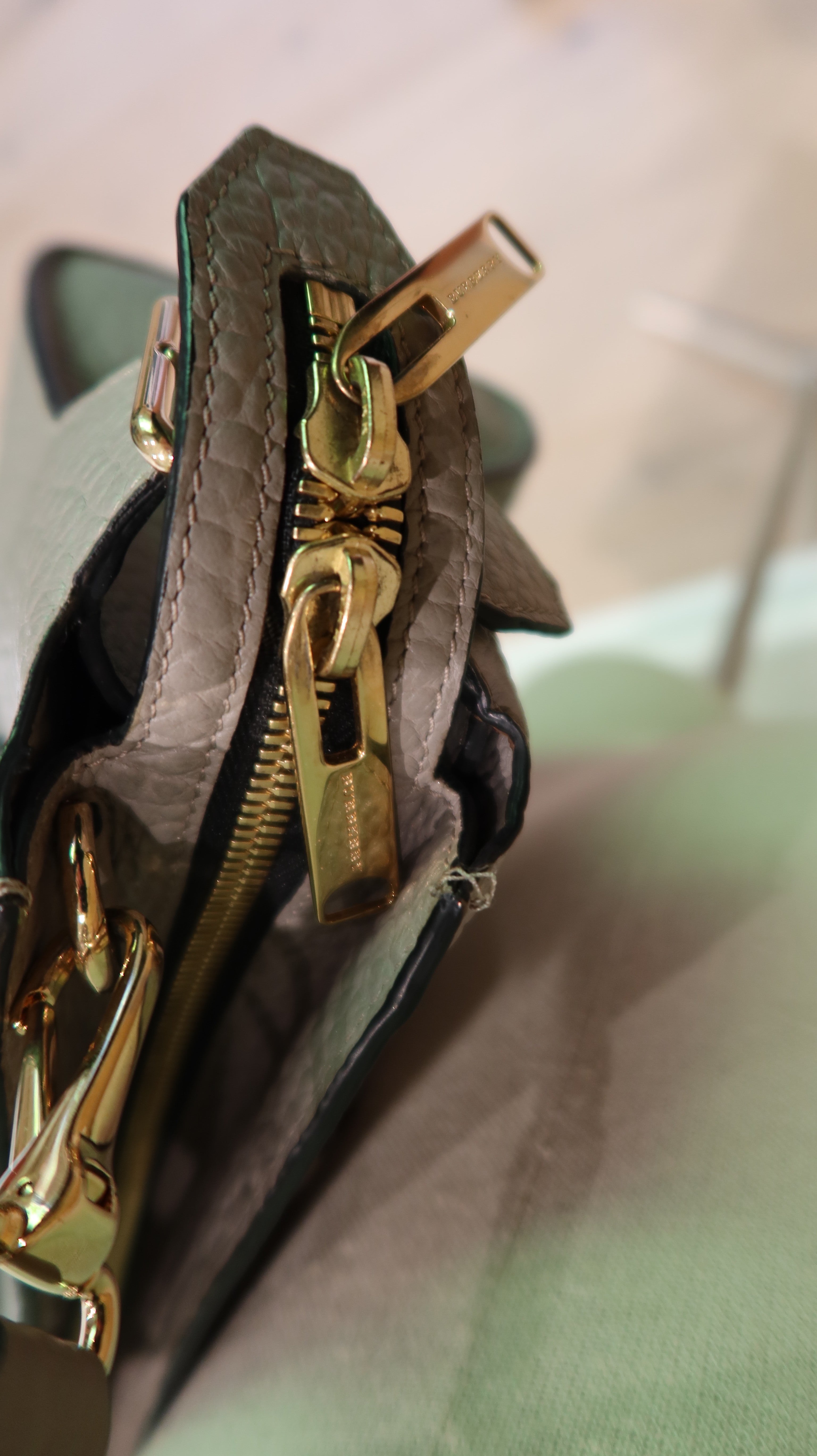 Burberry Clifton Bag