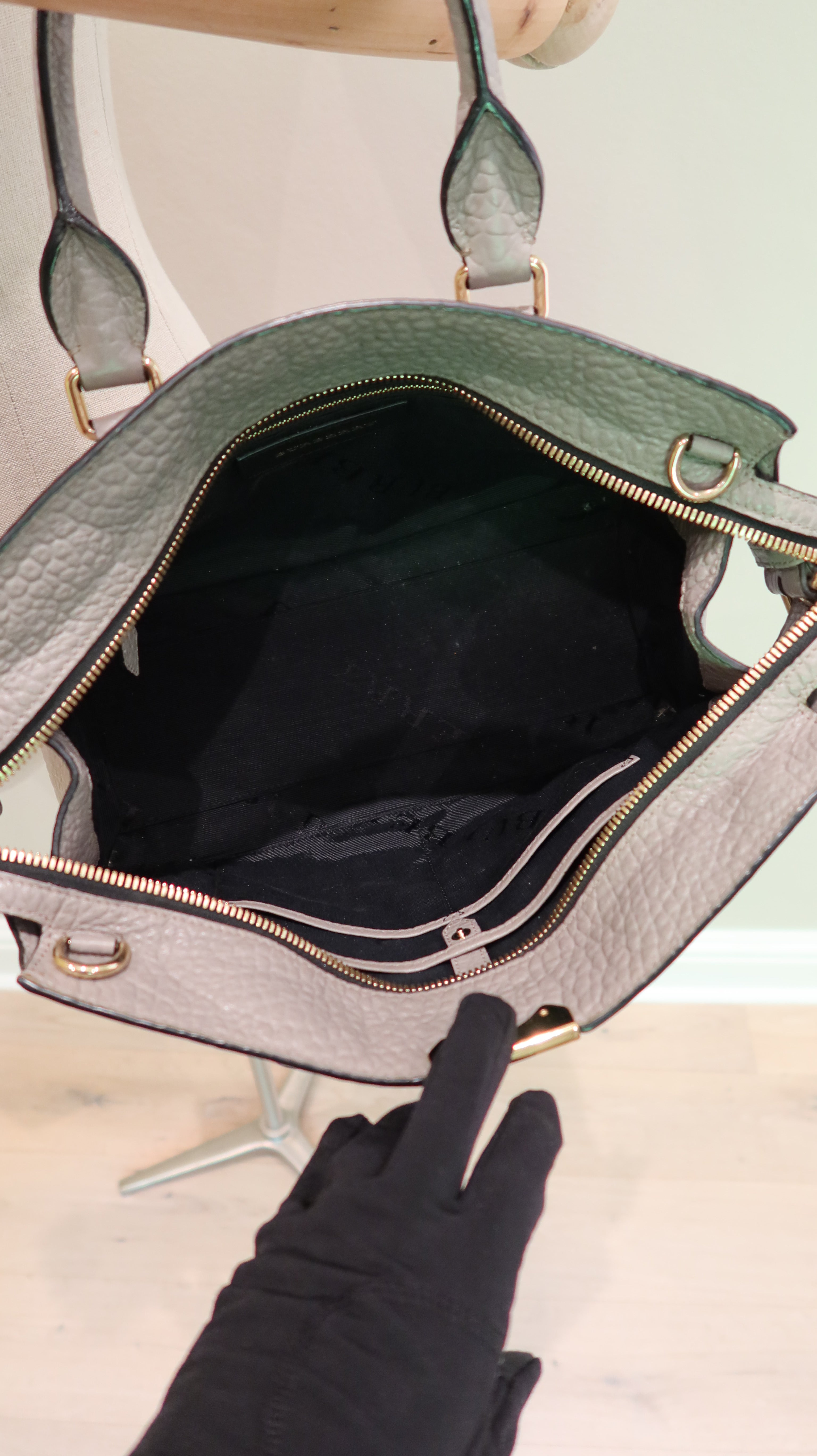 Burberry Clifton Bag