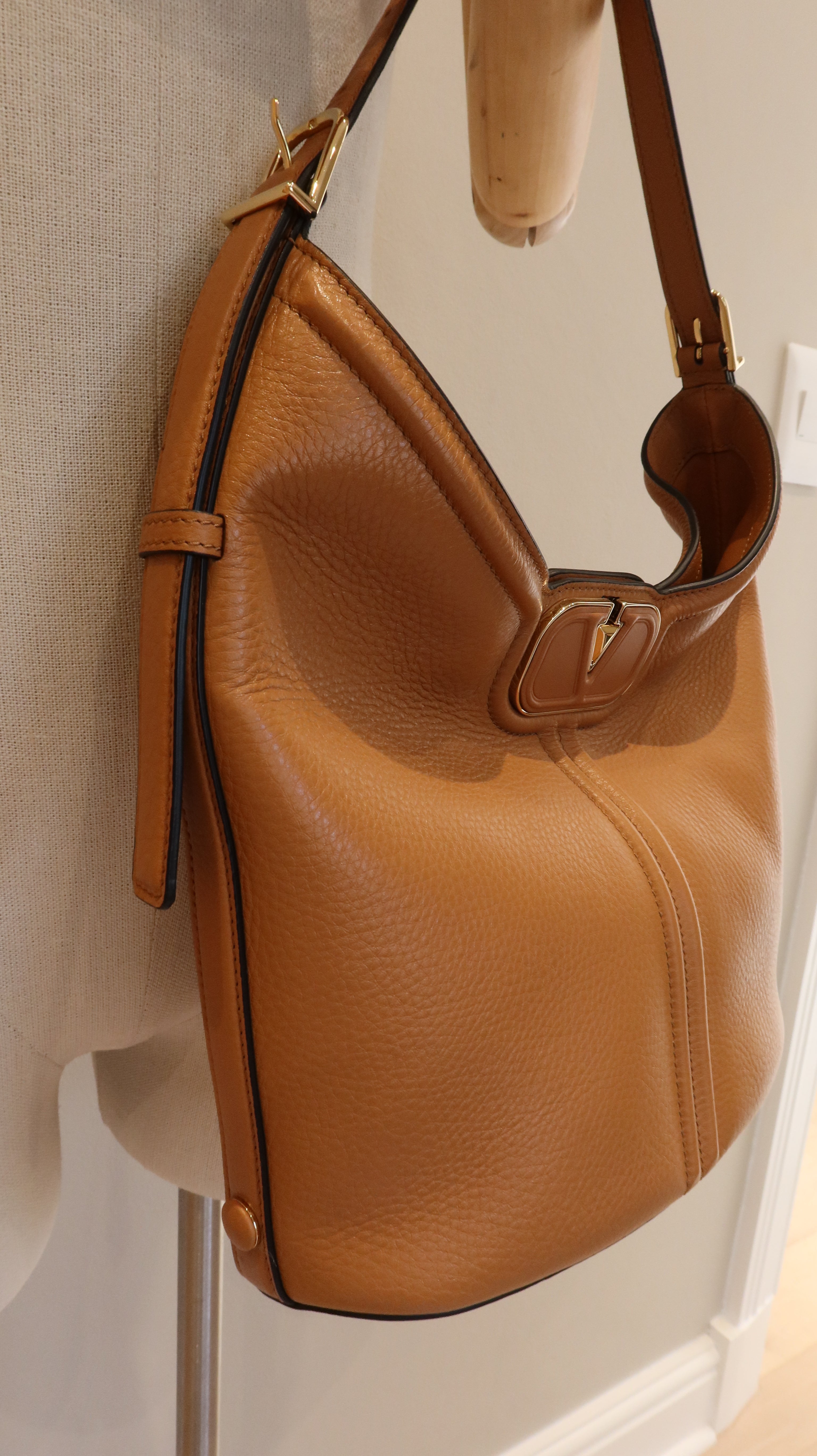 Valentino Garavani Vlogo Hobo Bag