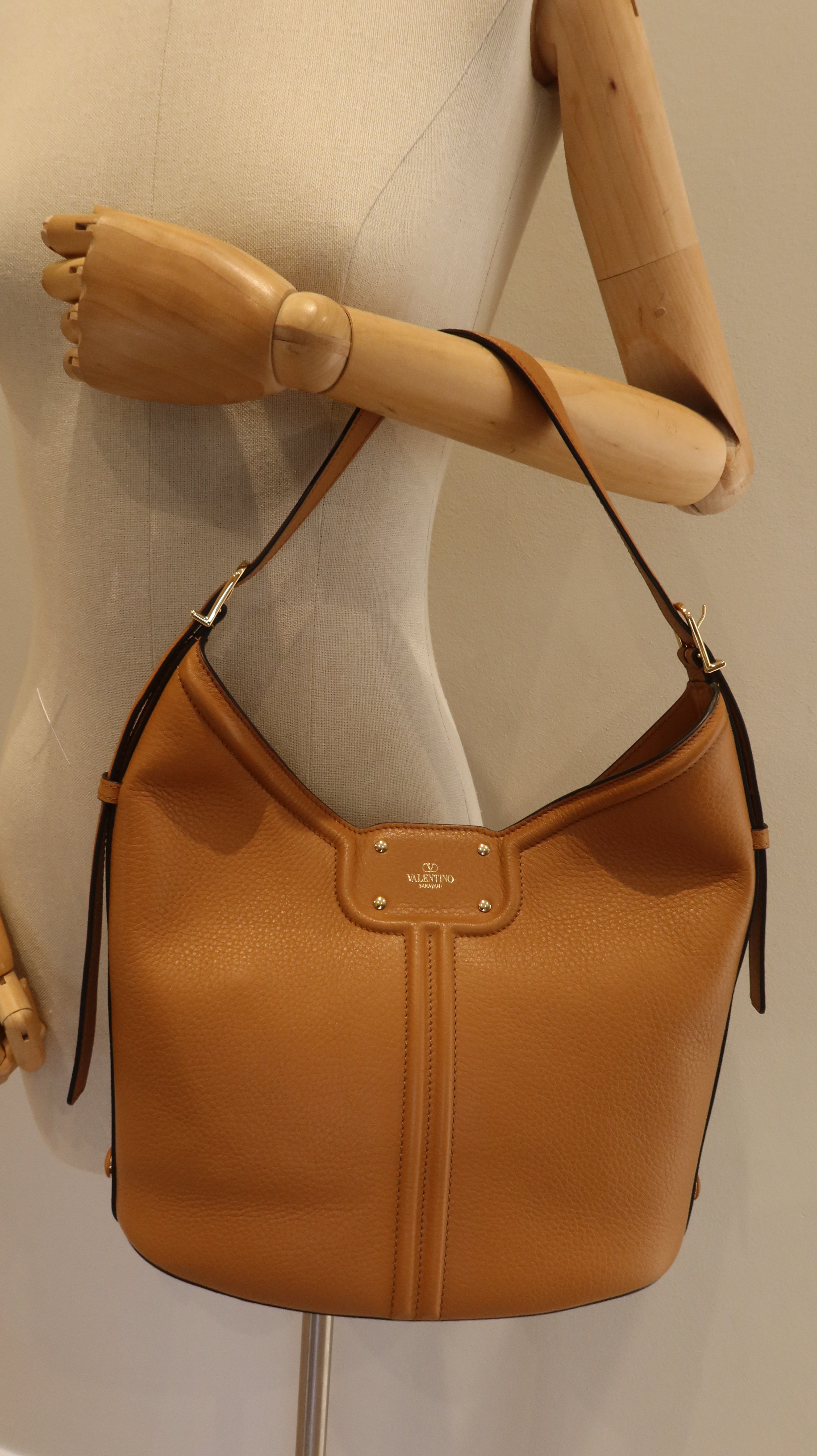 Valentino Garavani Vlogo Hobo Bag
