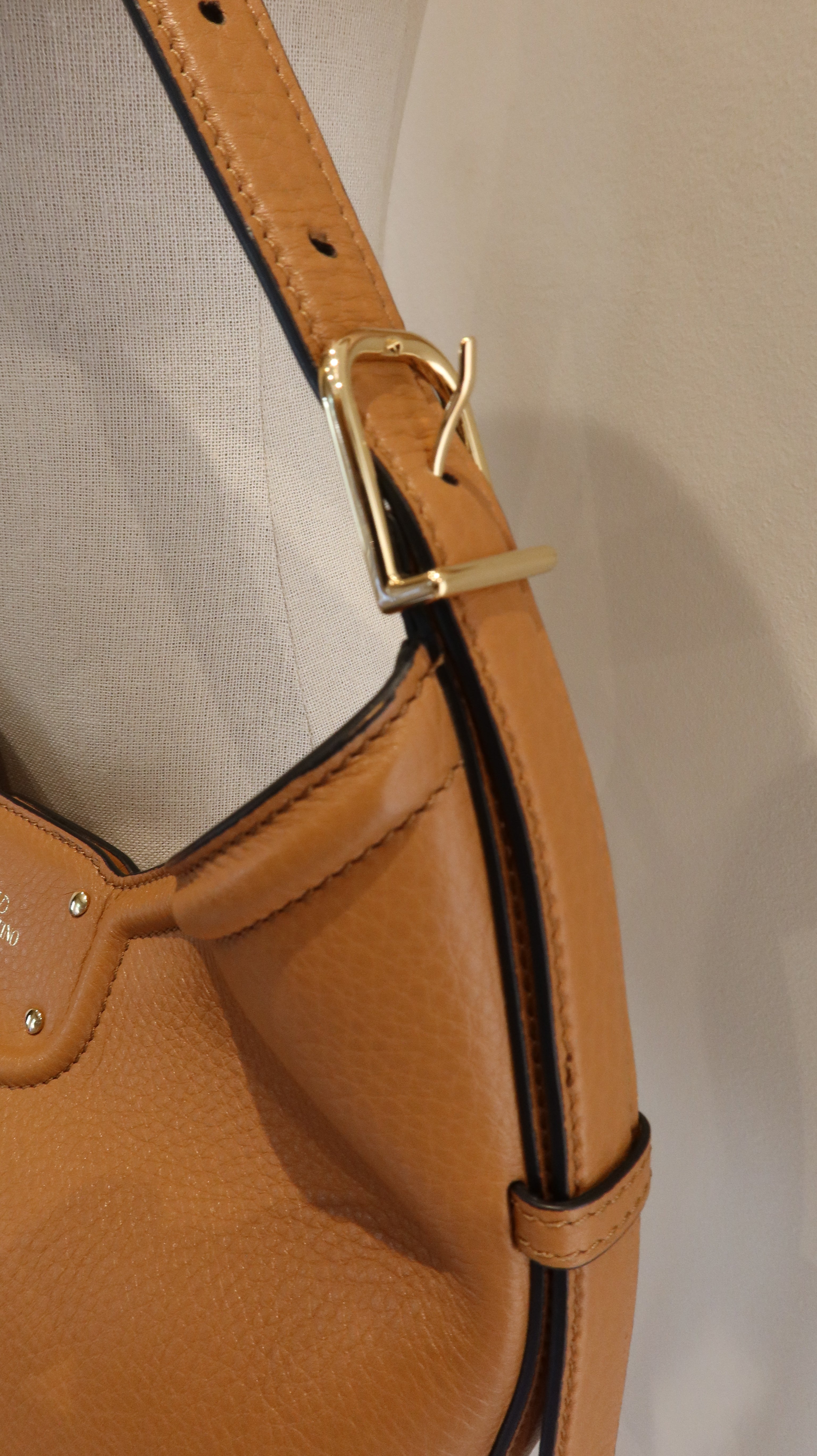 Valentino Garavani Vlogo Hobo Bag