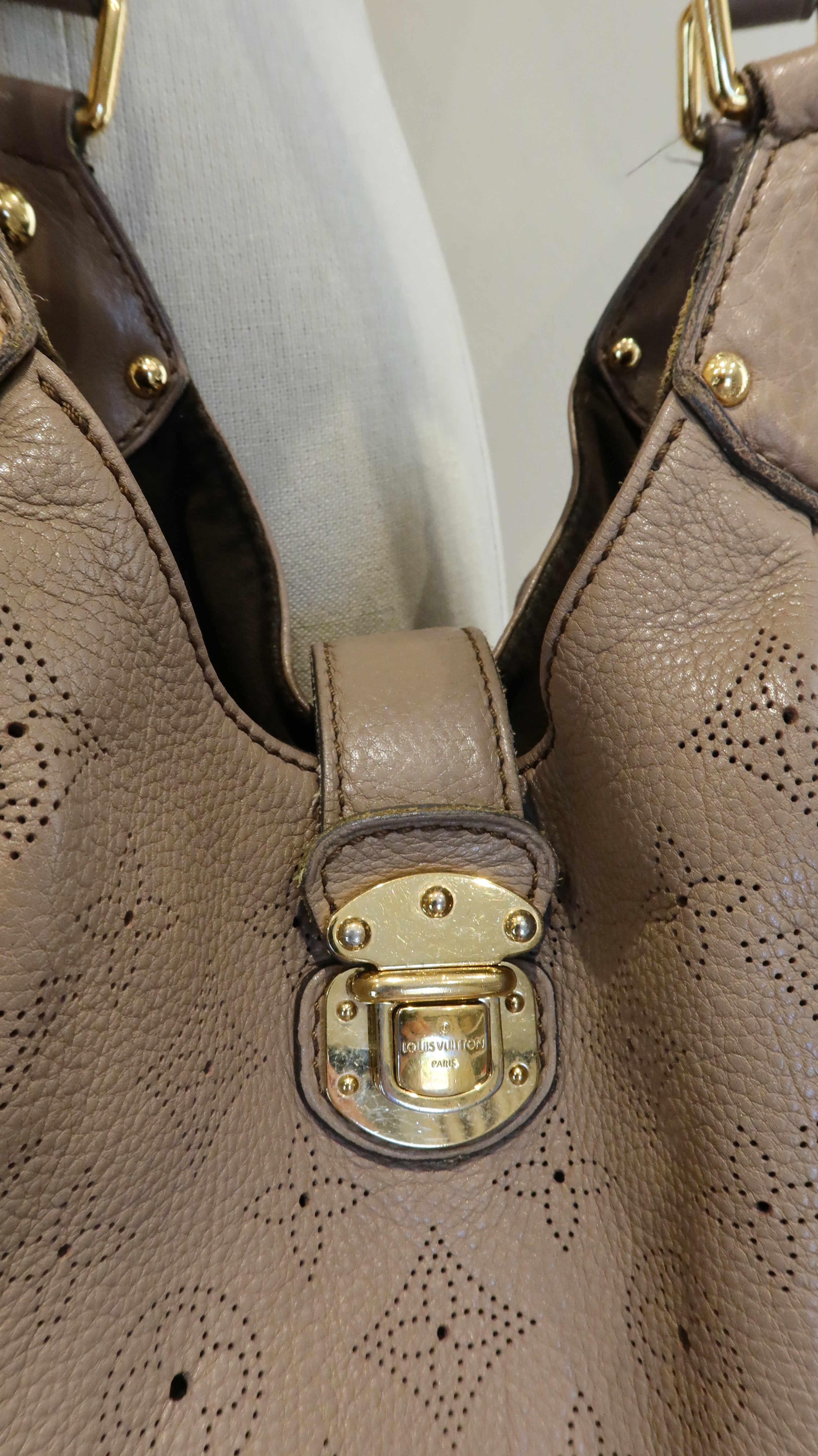 Louis Vuitton Mahina L Tote Bag