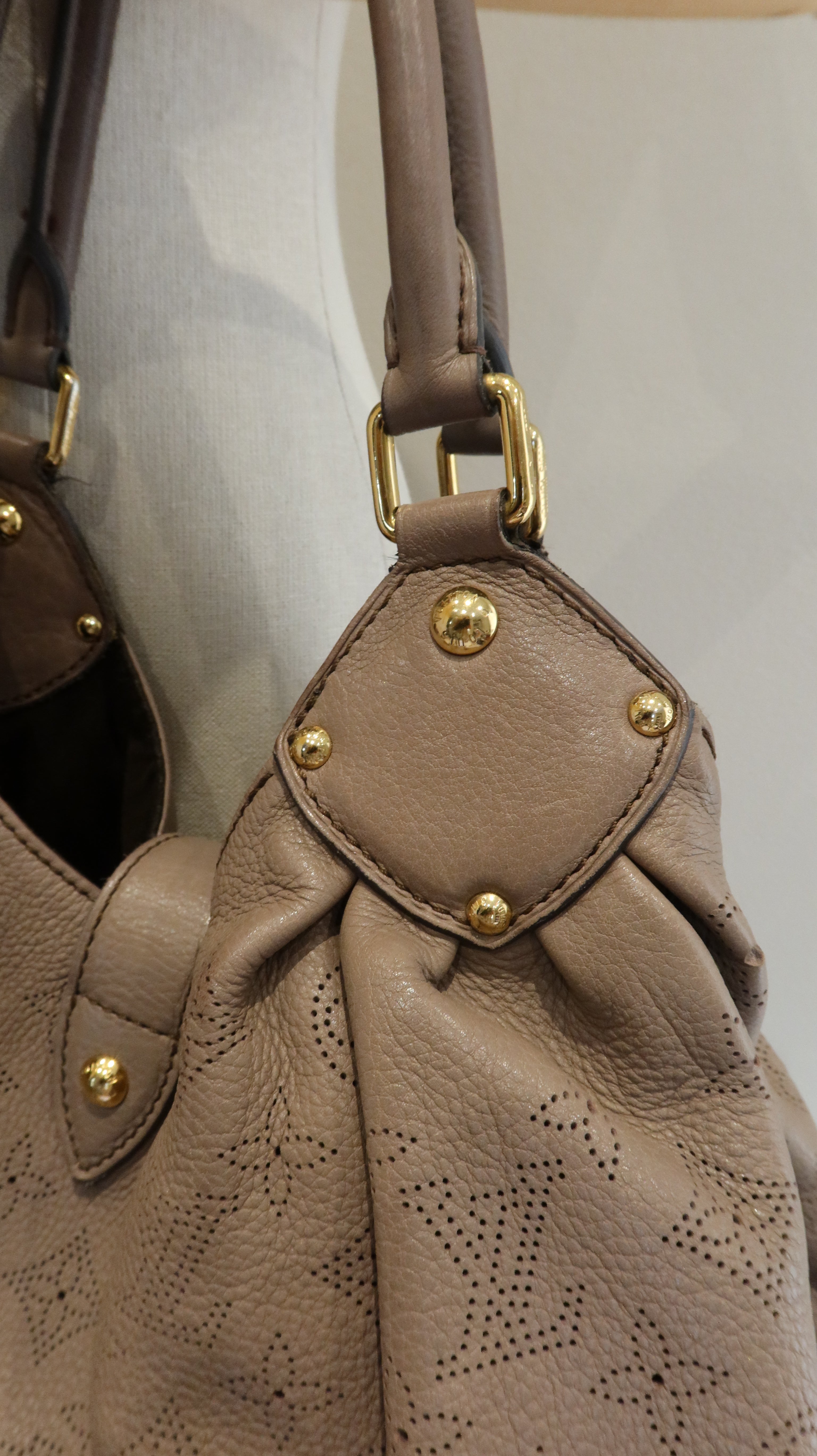 Louis Vuitton Mahina L Tote Bag