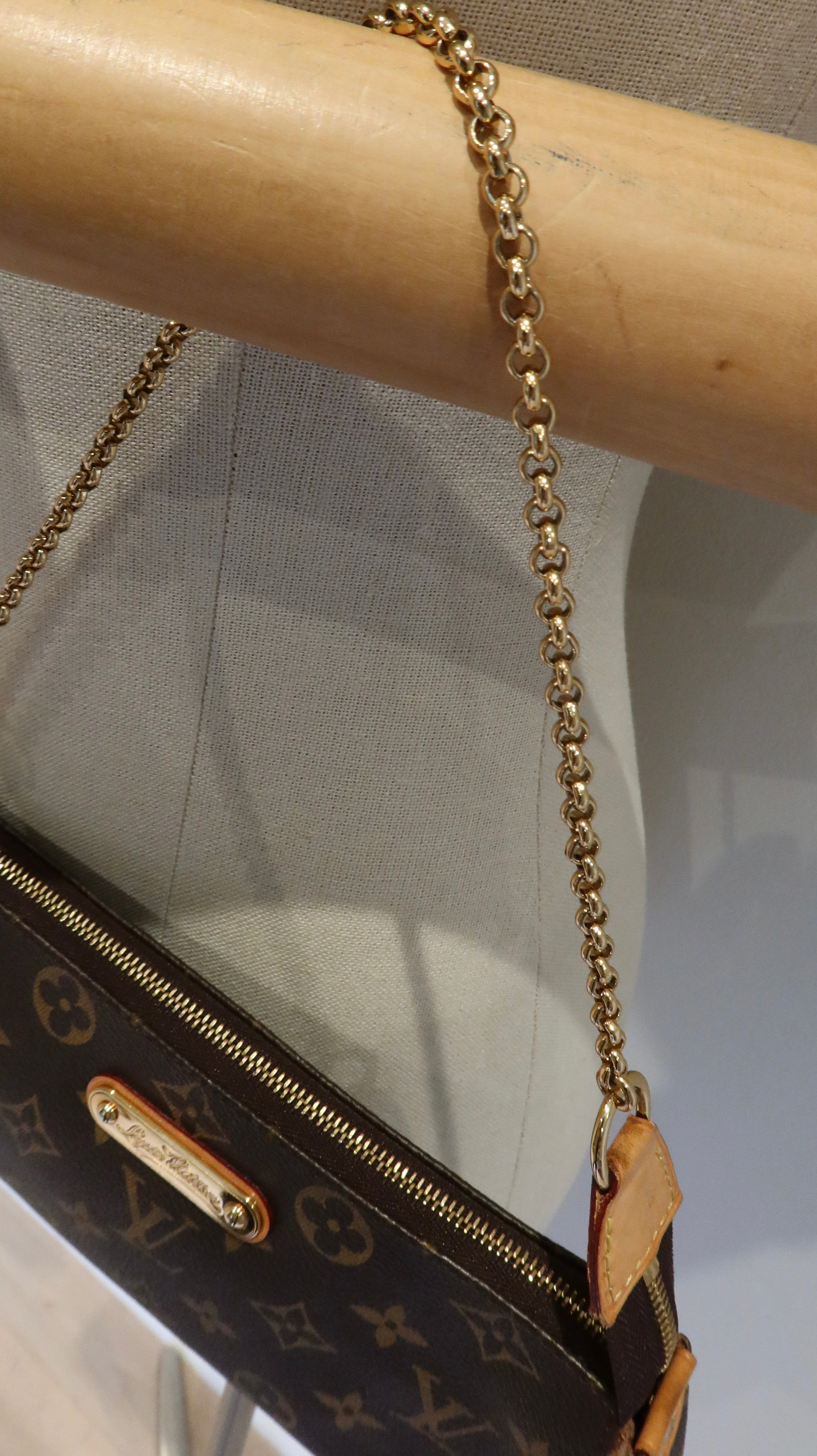 Louis Vuitton Eva Clutch