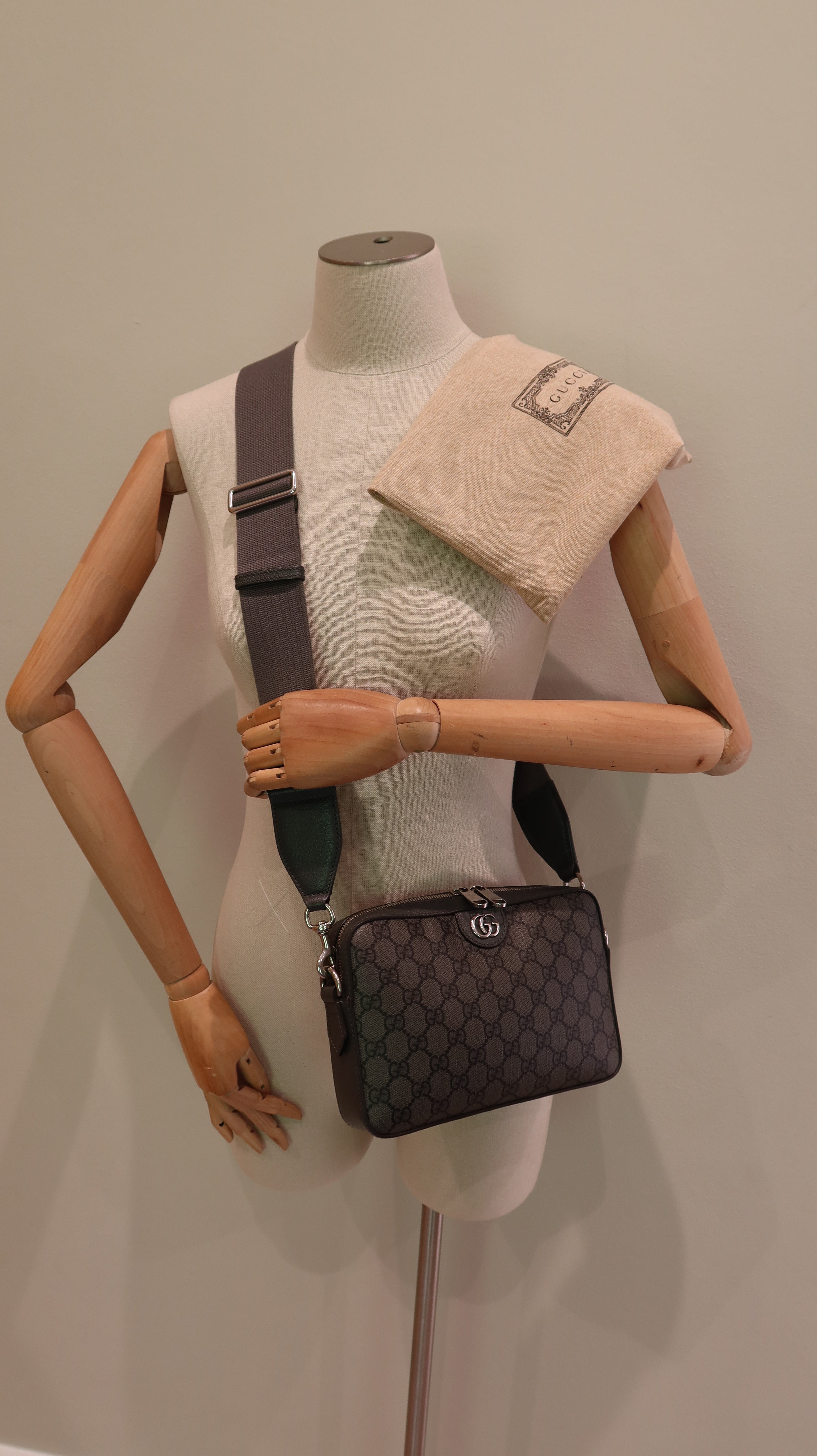 Gucci GG Ophidia Crossbody Bag *Full Set*