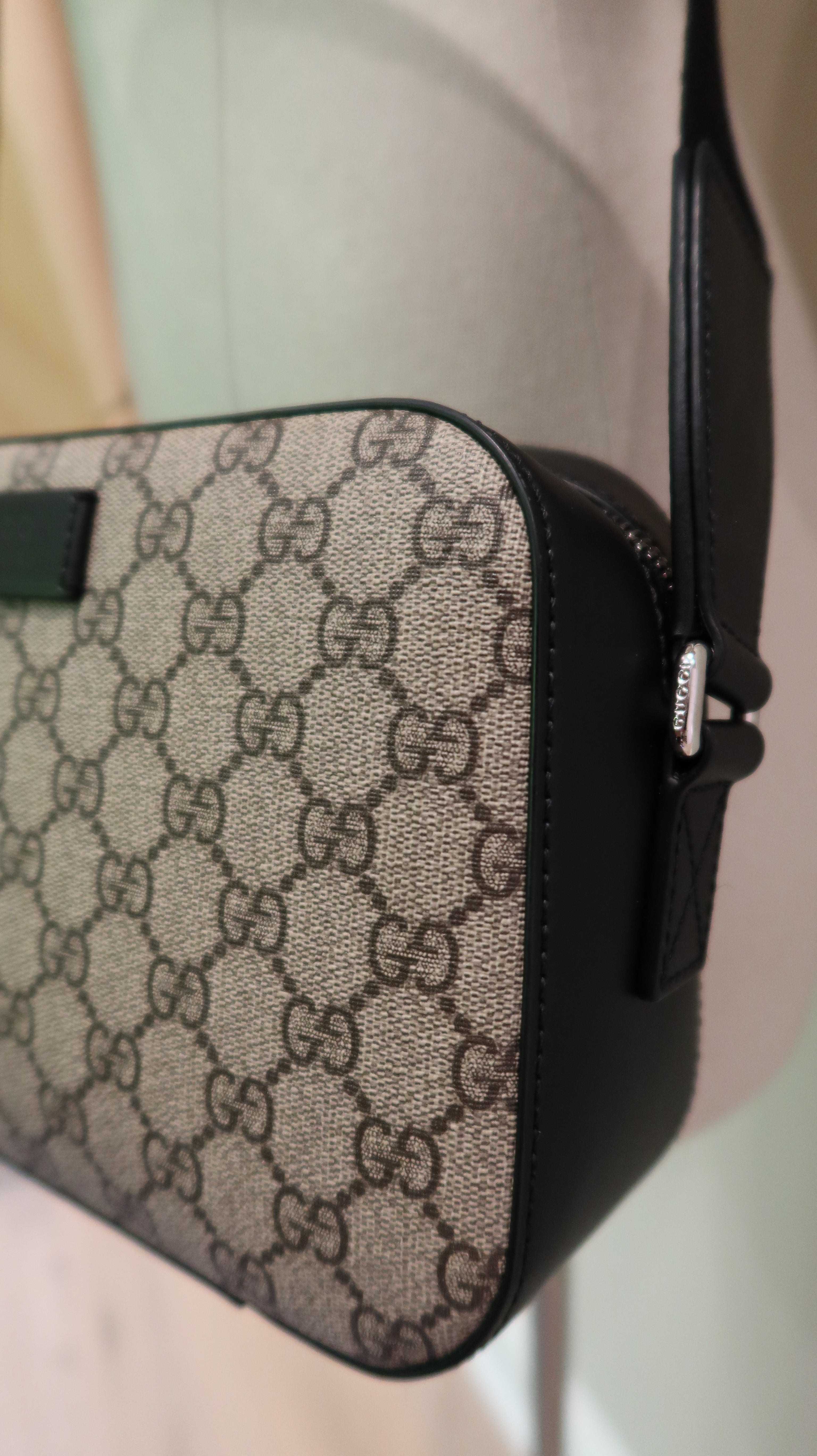 Gucci Supreme Camera Bag