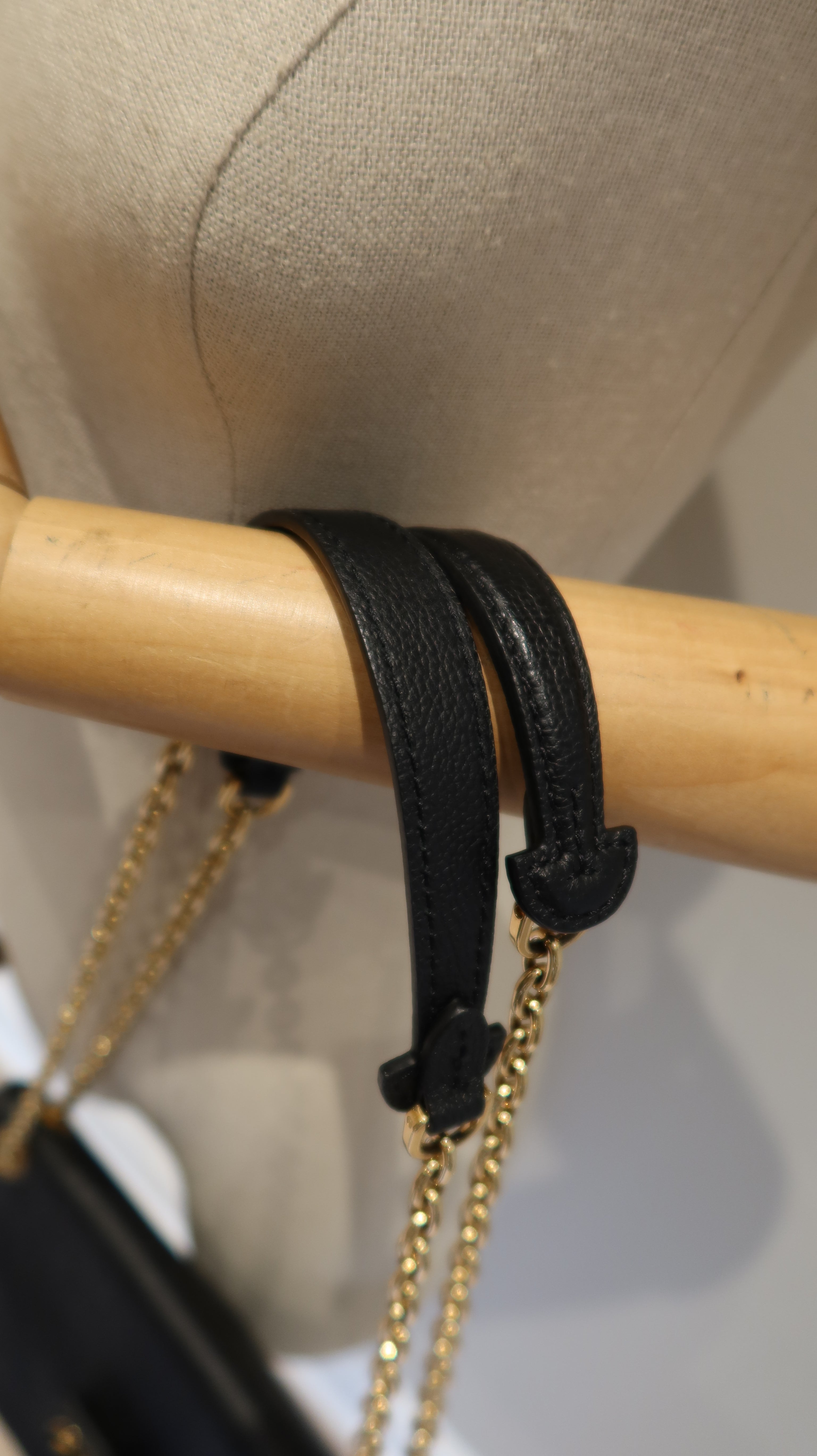 Louis Vuitton Vavin PM Bag