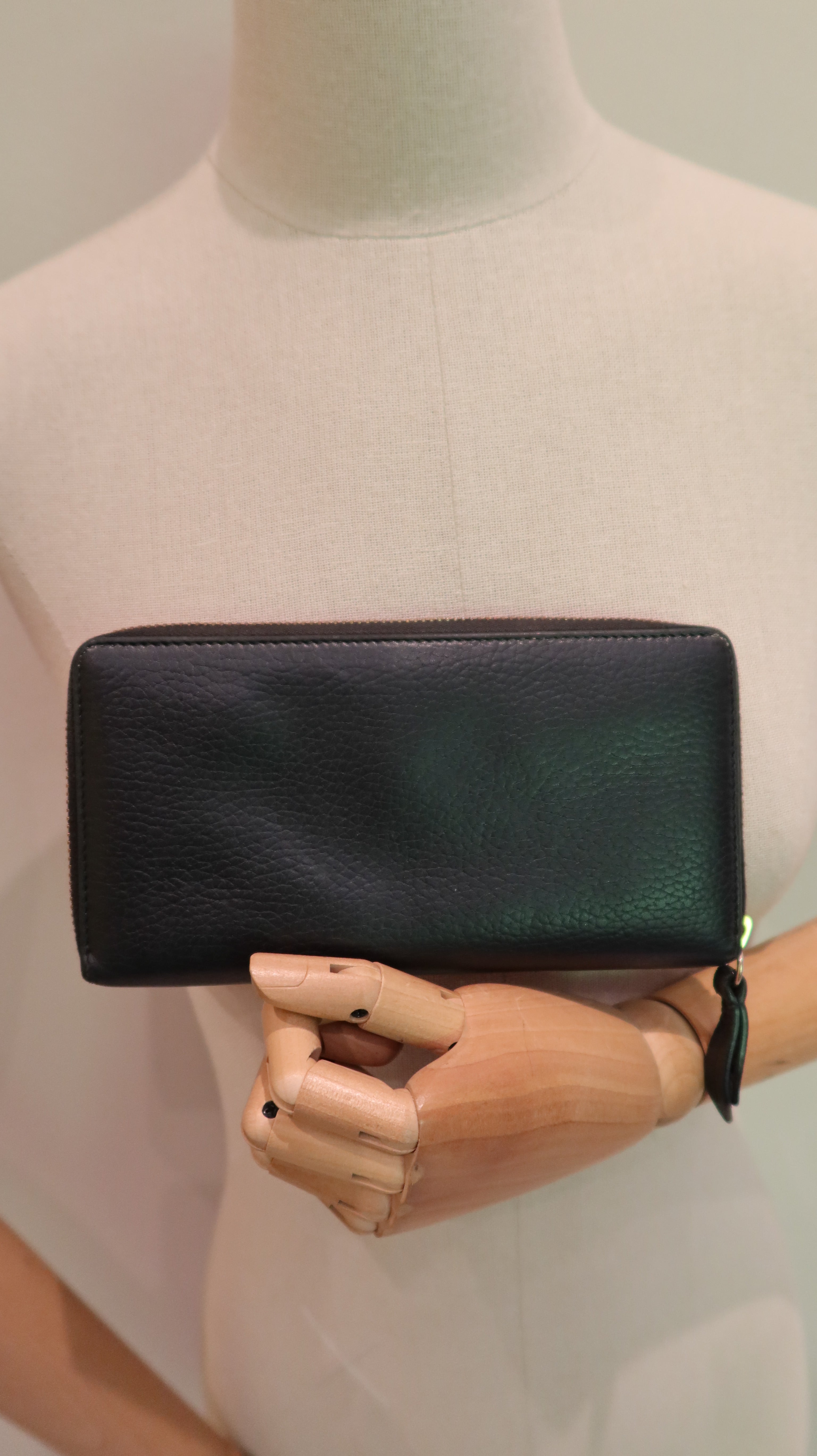 Gucci Marmont Zip Around Wallet