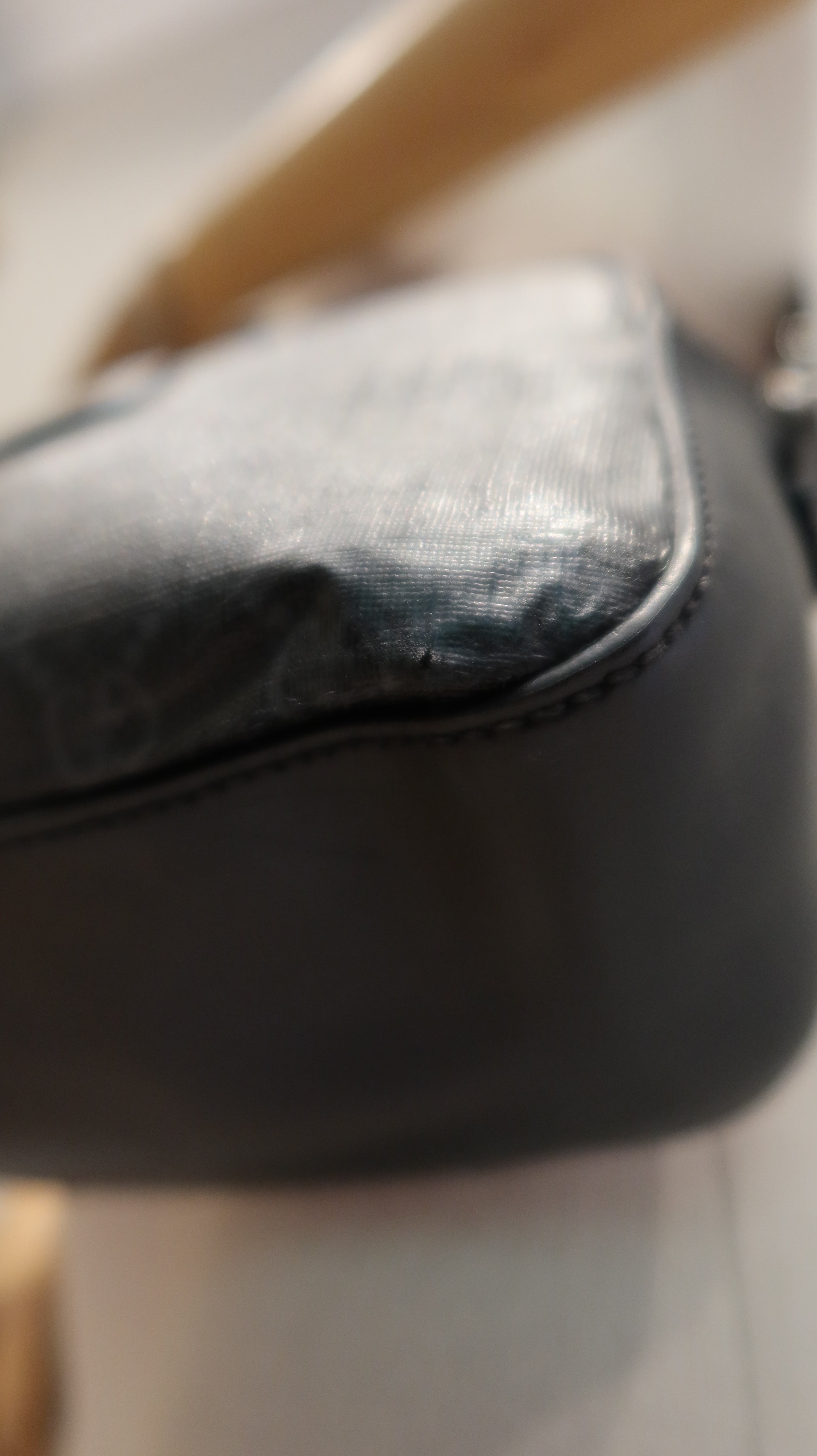 Gucci GG Supreme Camera Bag