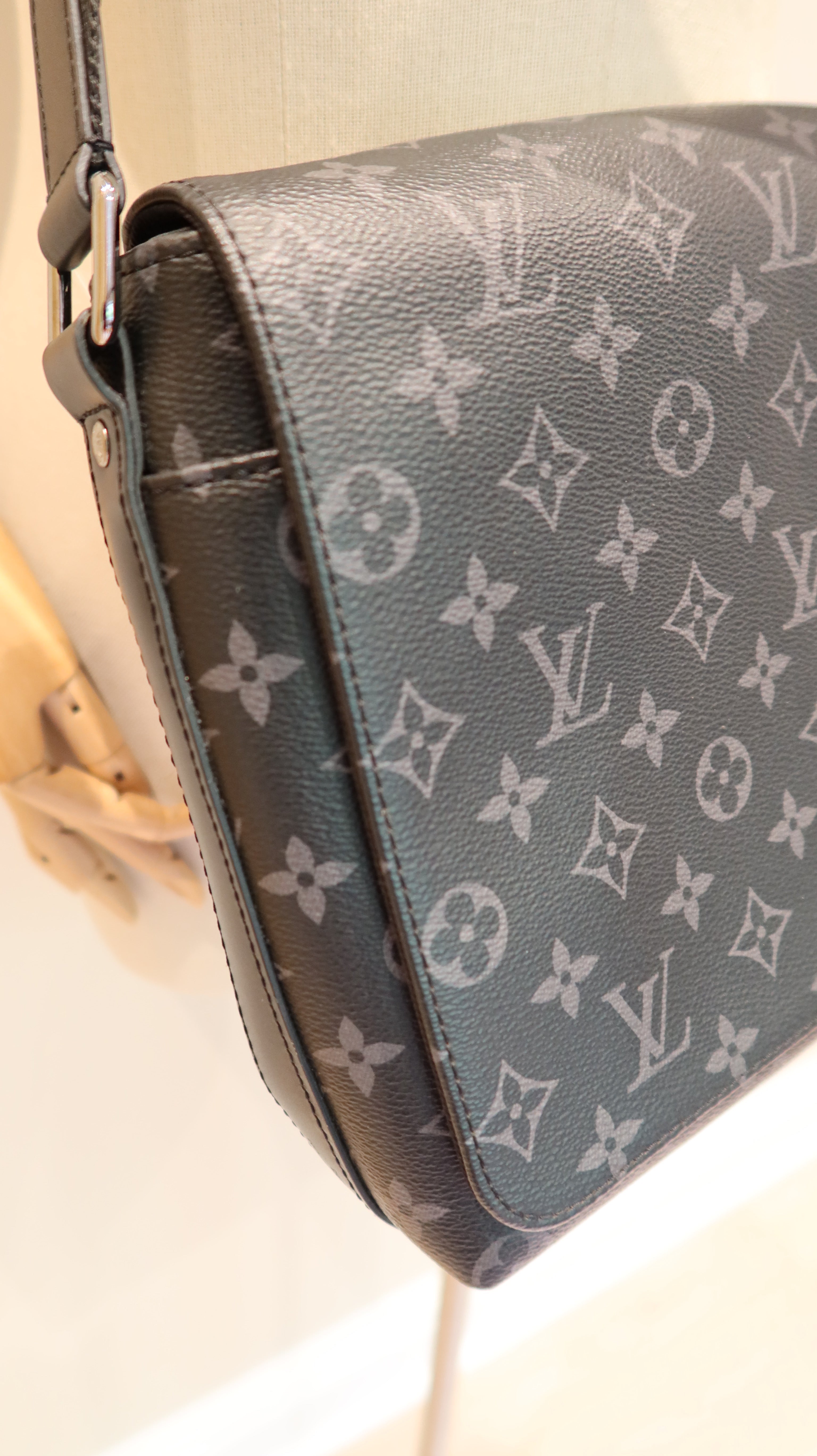 Louis Vuitton District PM Bag