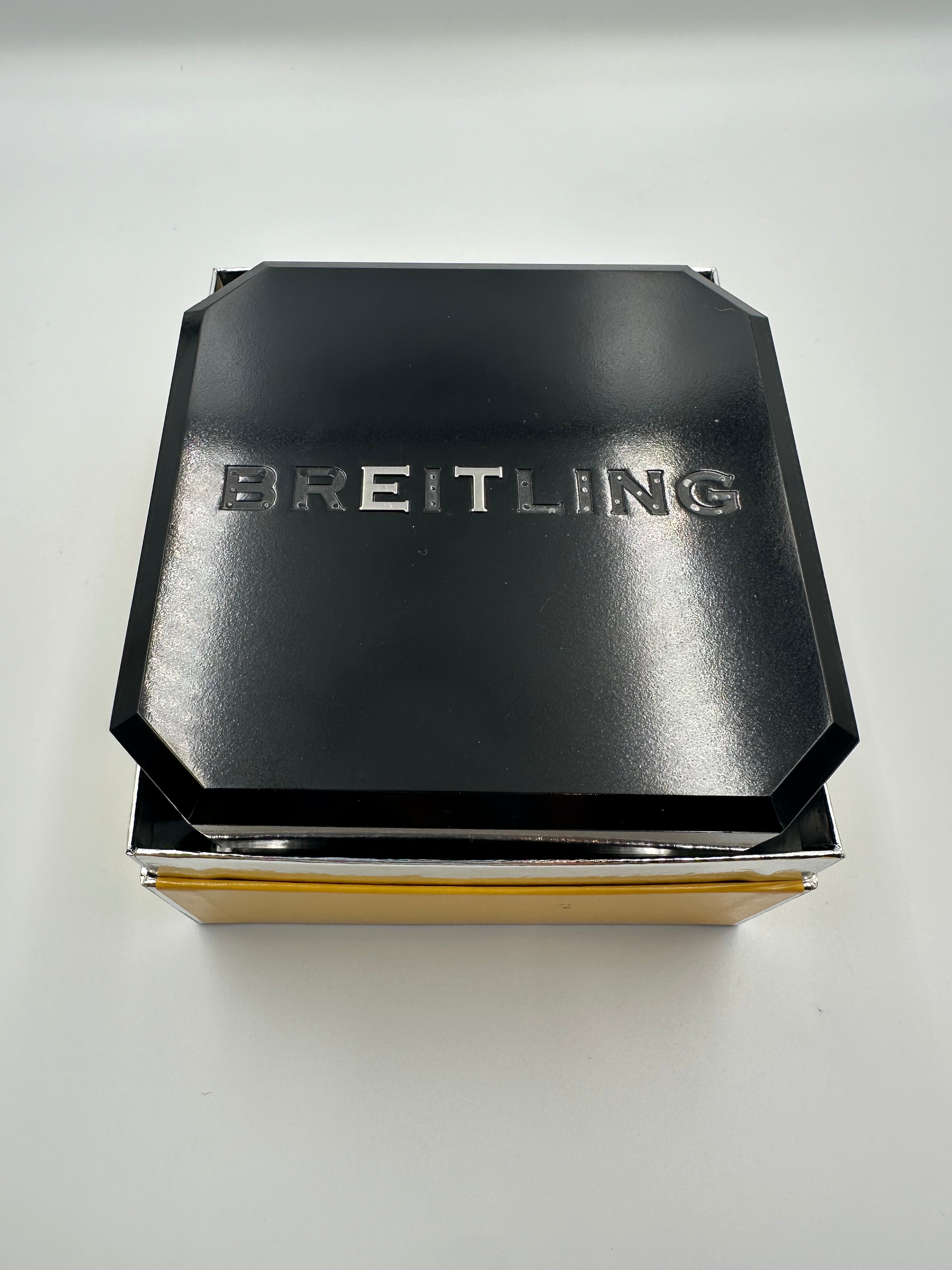 Breitling Blackbird Automatik Serie Speciale