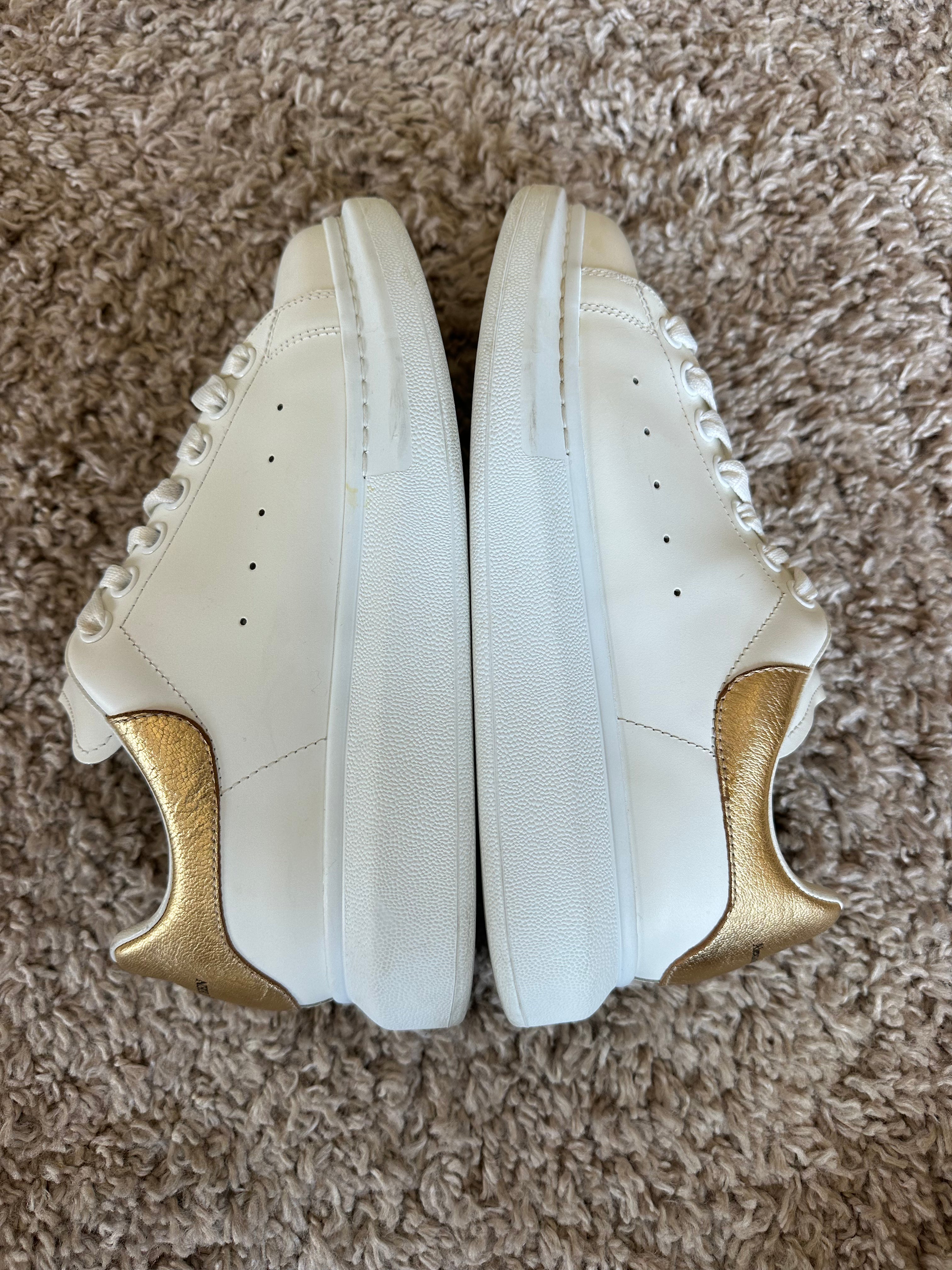 Alexander McQueen Sneakers (EU40)