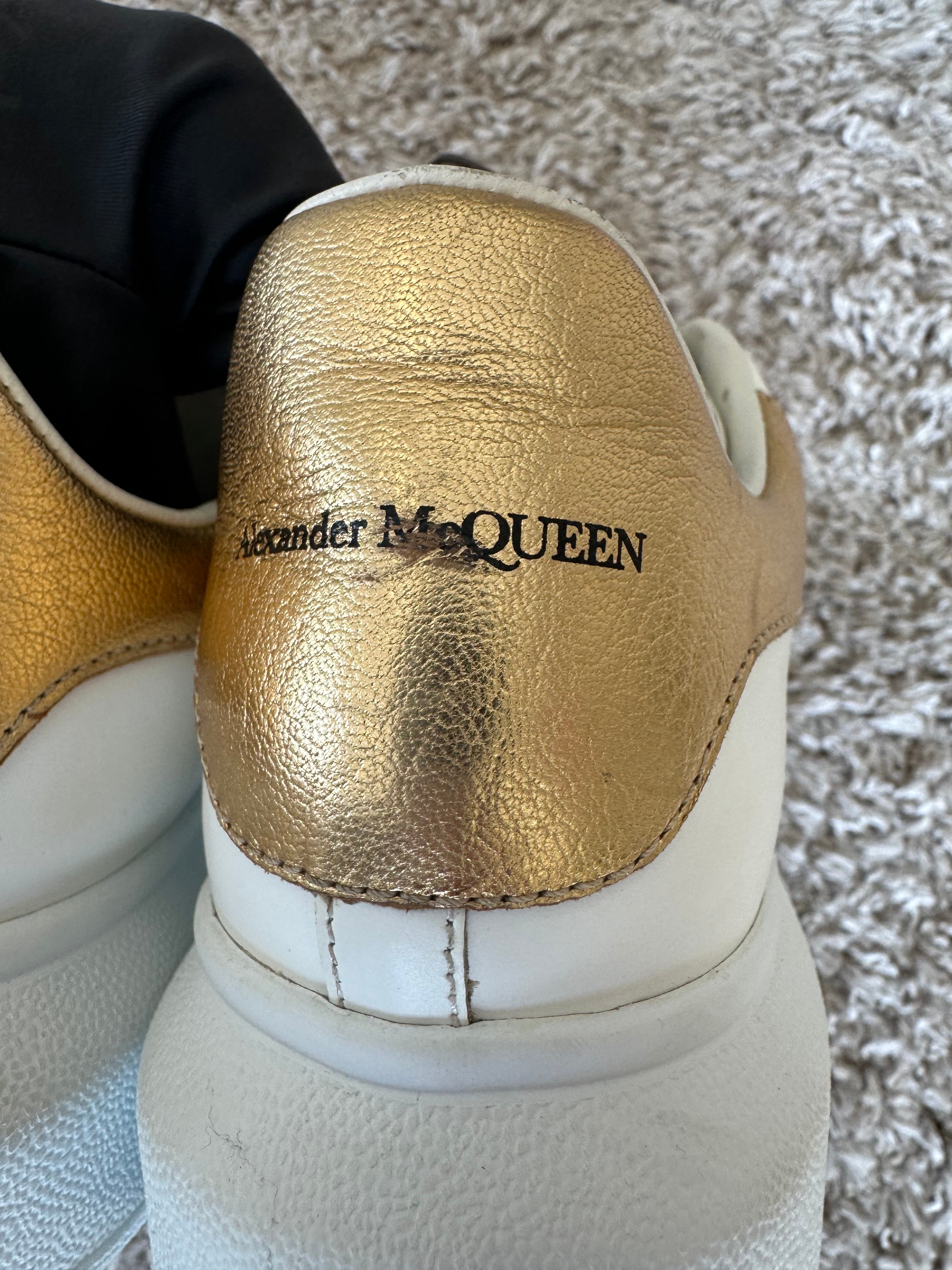 Alexander McQueen Sneakers (EU40)