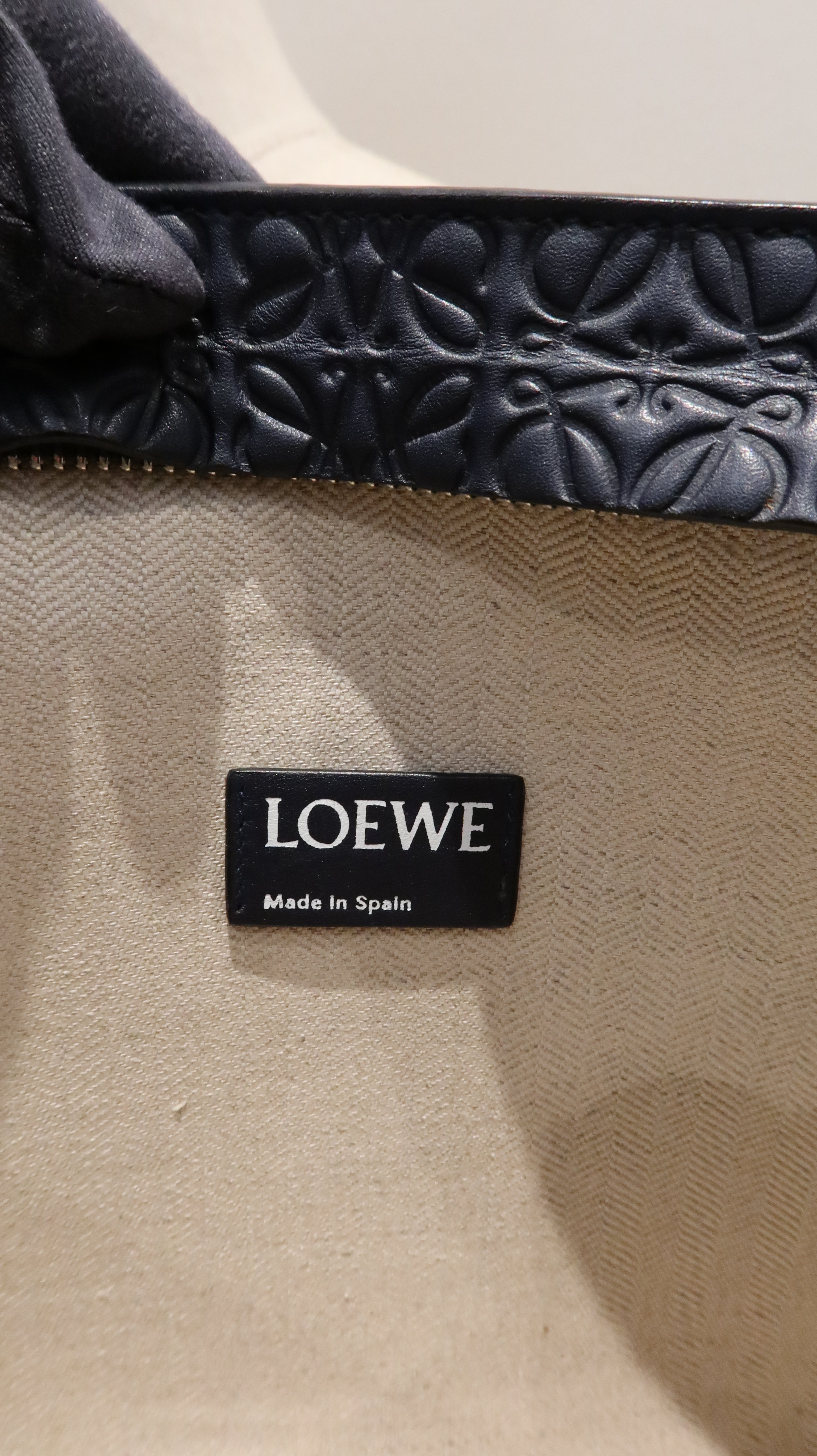 Loewe T Pouch