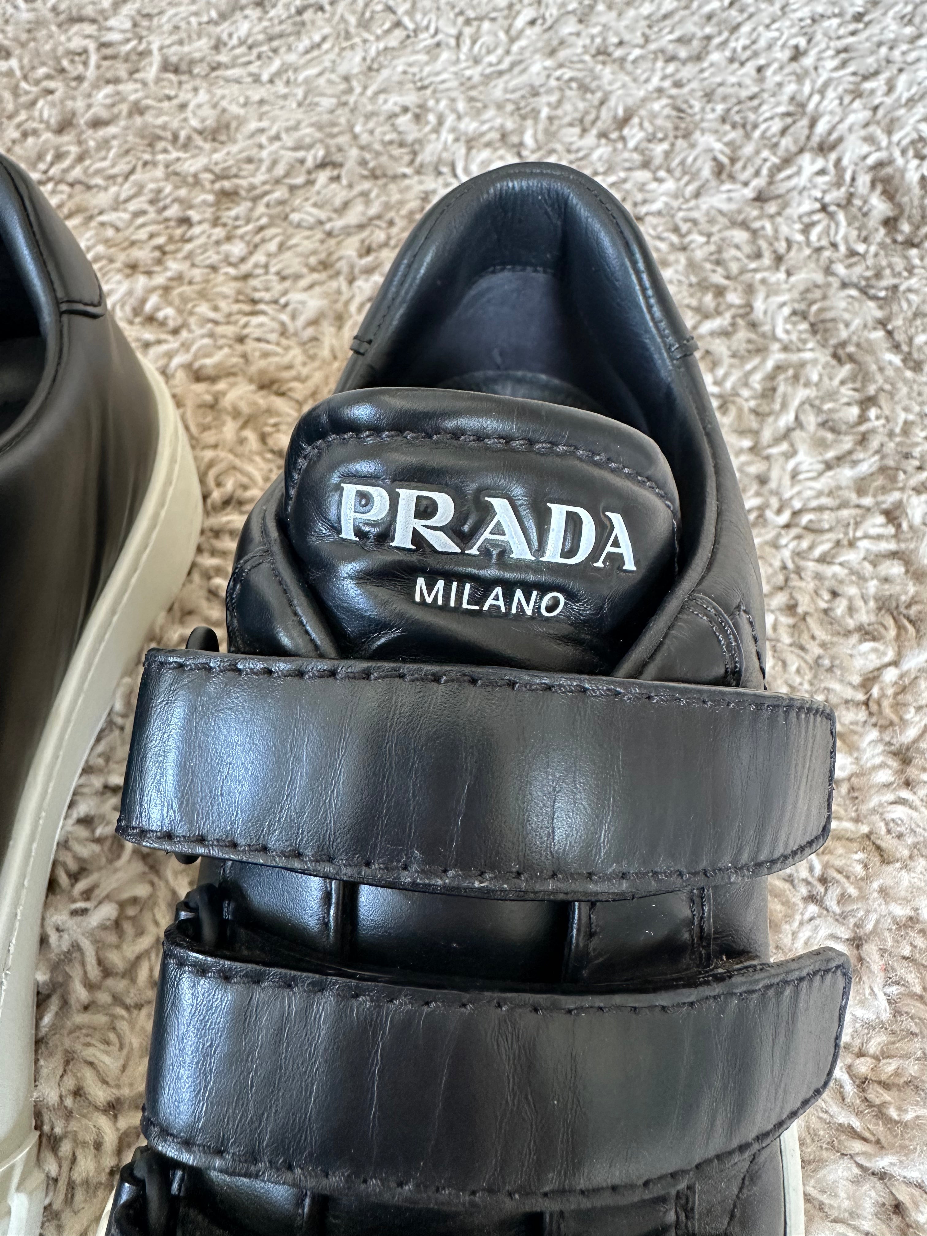 Prada Sneakers (EU39)