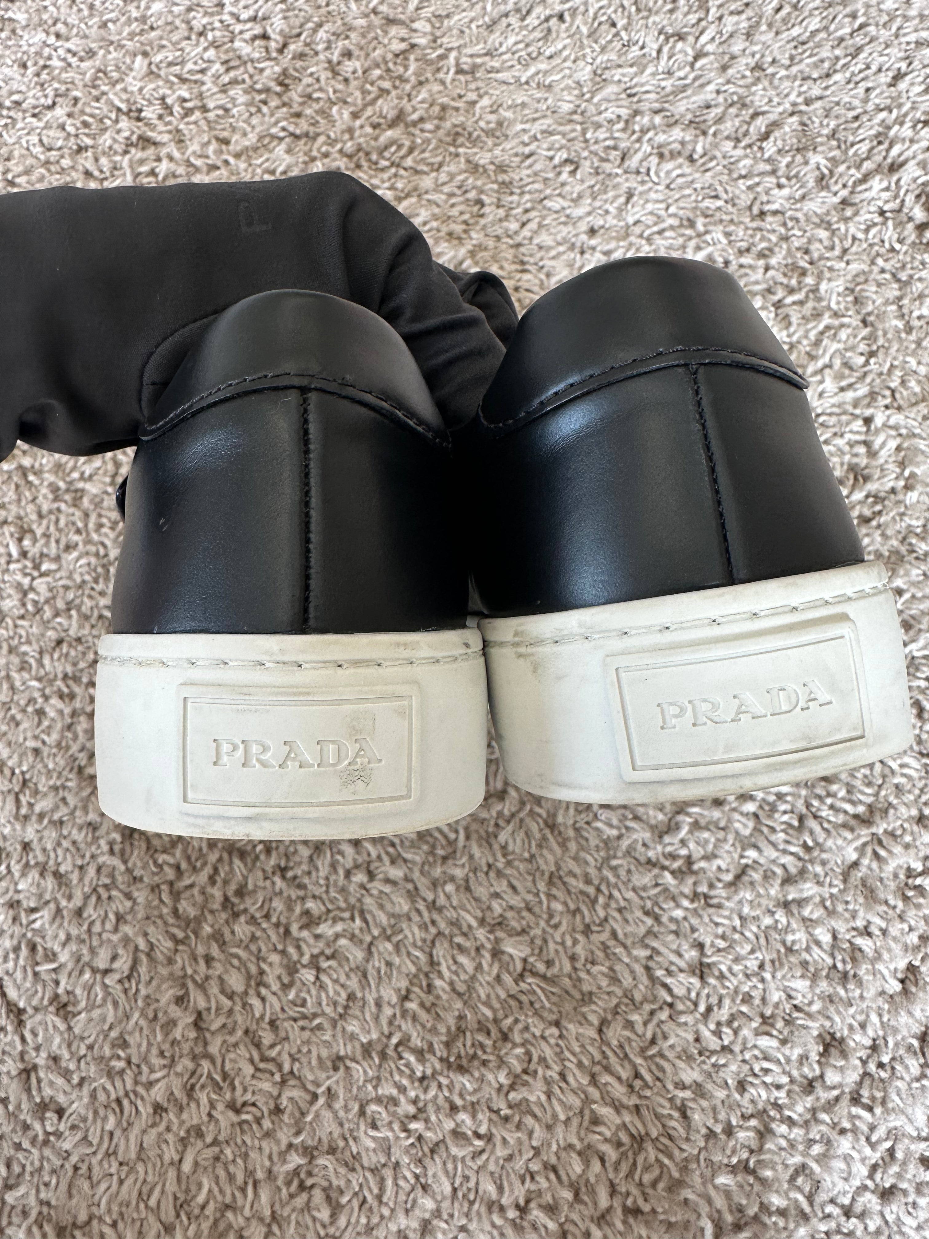 Prada Sneakers (EU39)