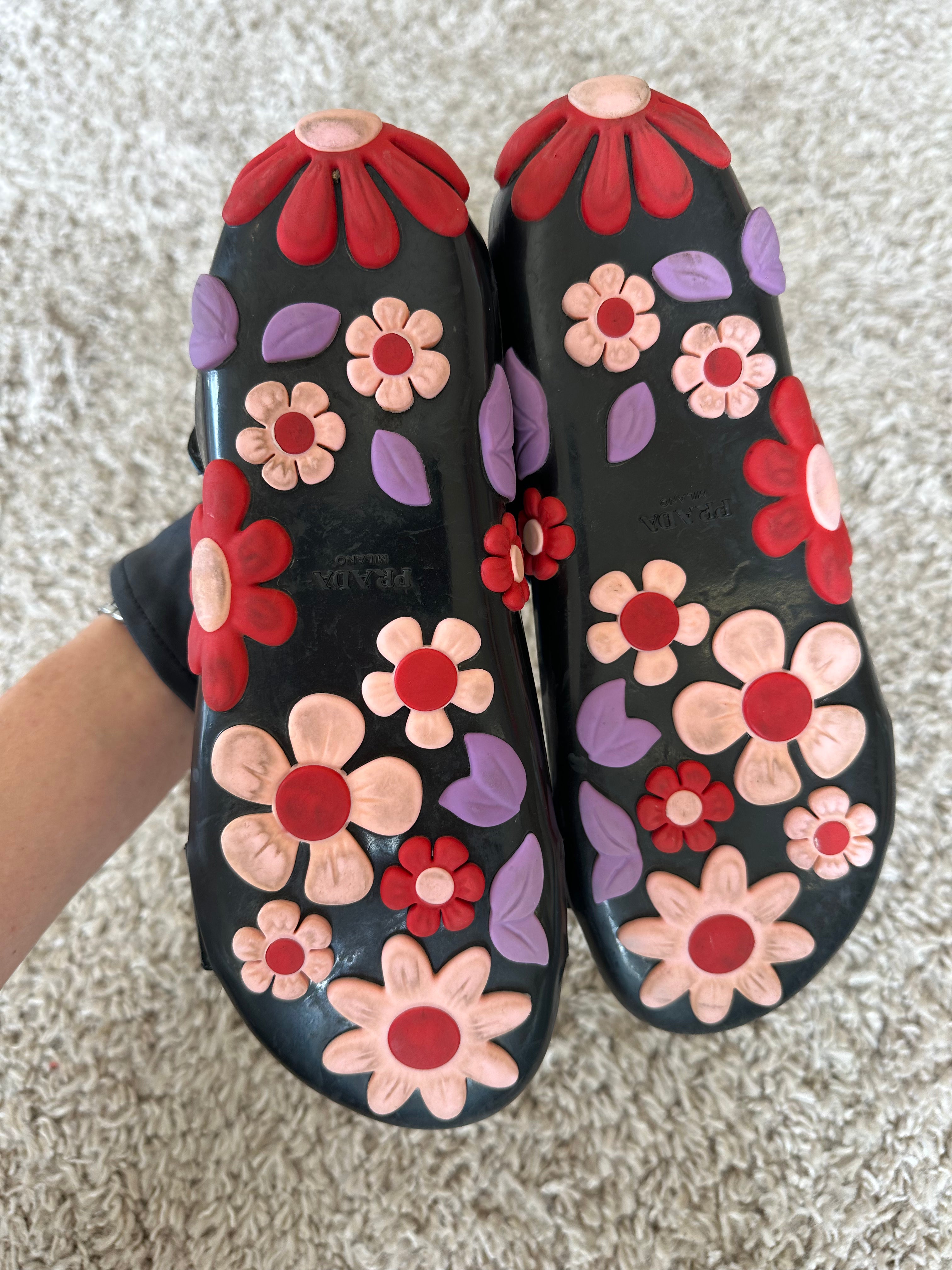 Prada Flower Sandals (EU38.5)