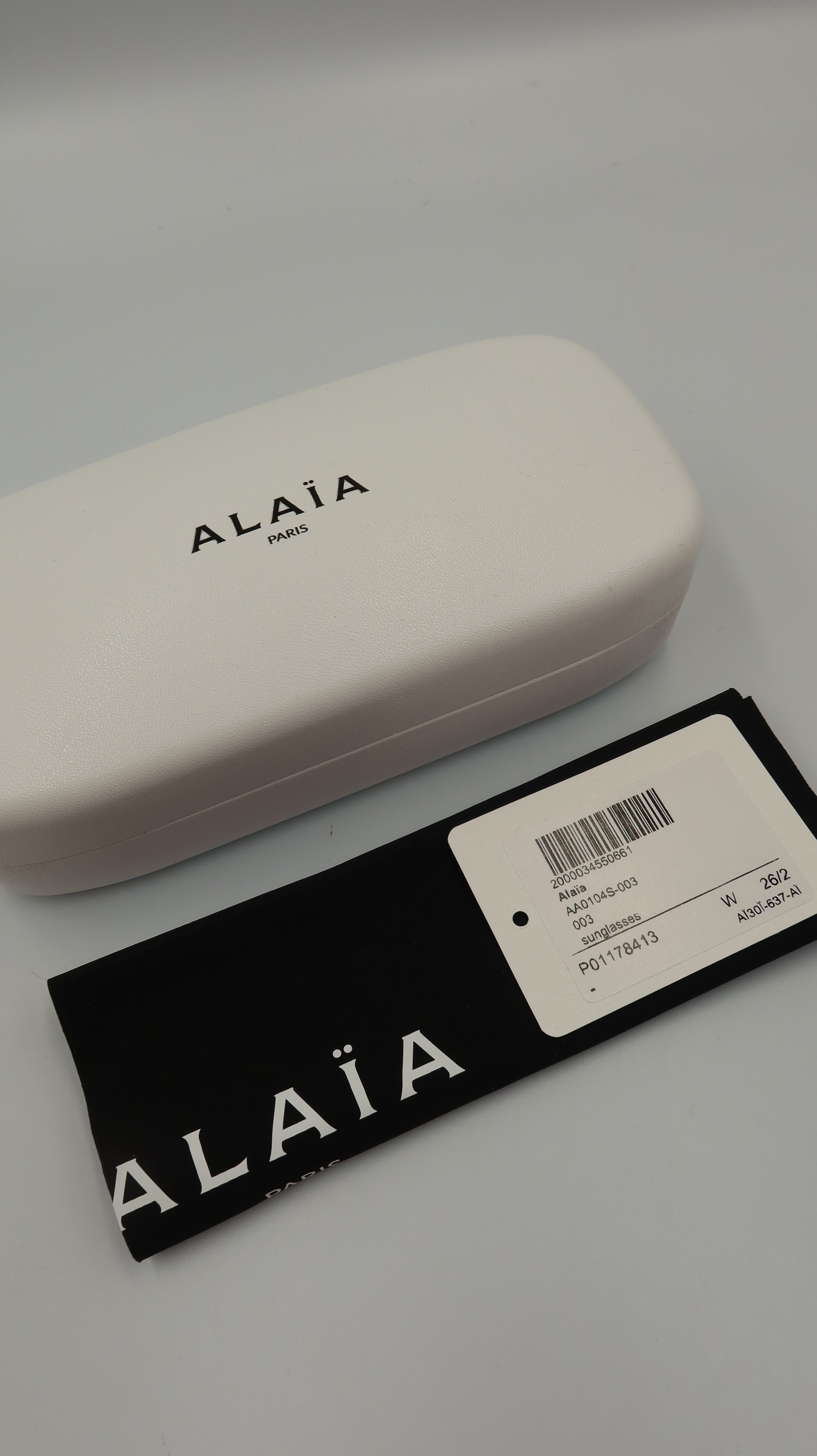 ALAÏA Sunglasses