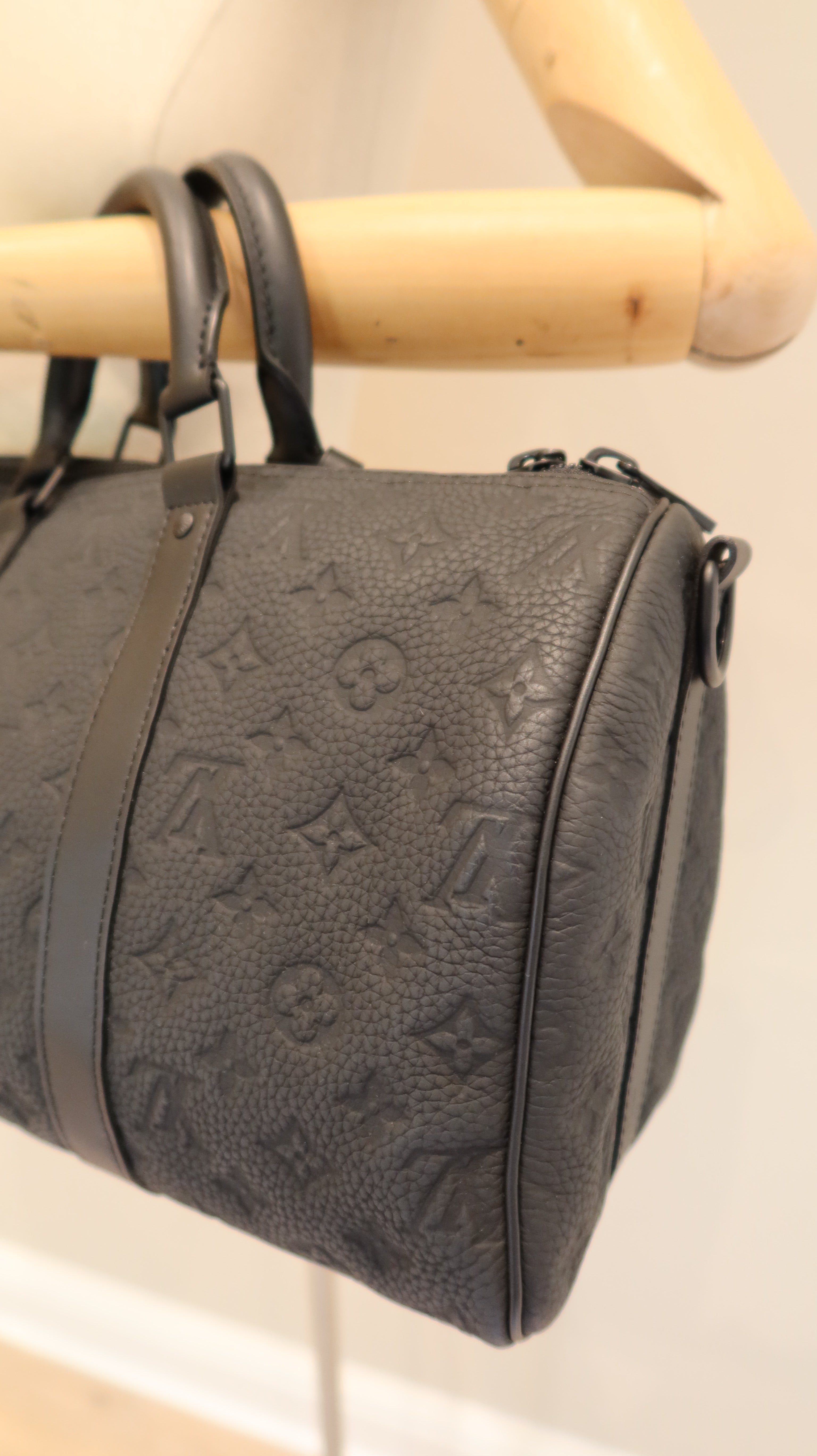 Louis Vuitton Keepall Bandouliere 35