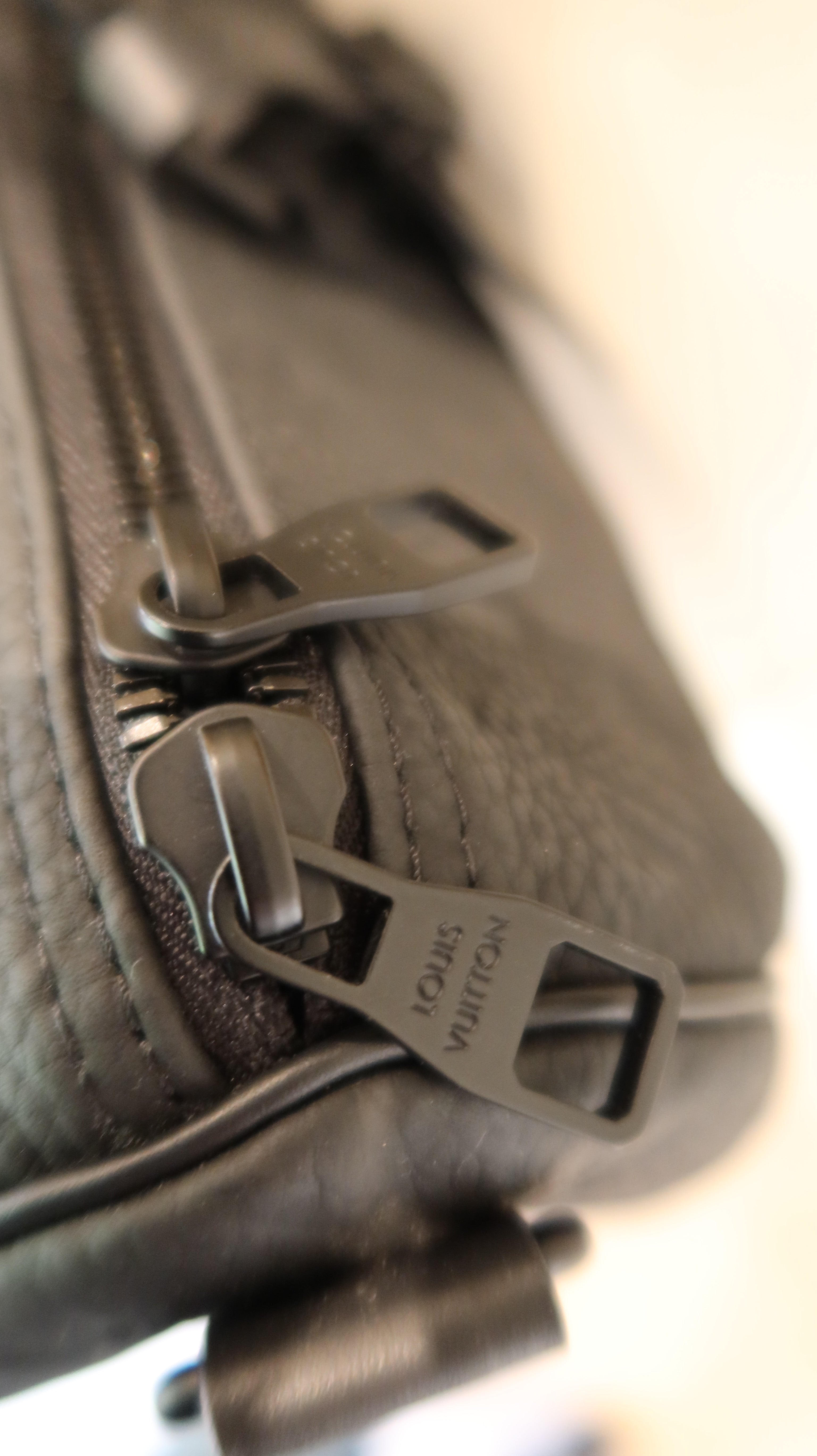 Louis Vuitton Keepall Bandouliere 35