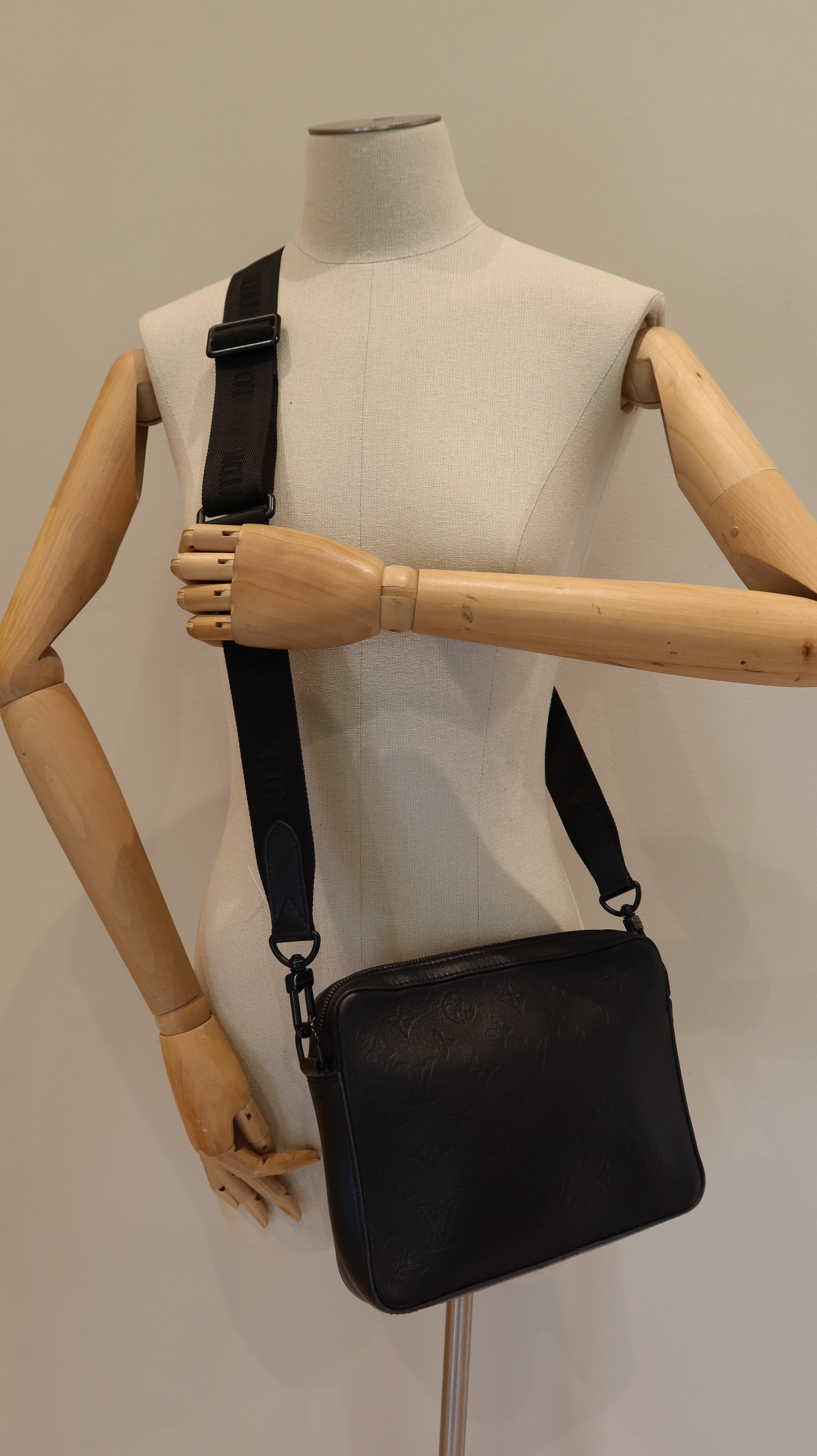 Louis Vuitton Duo Messenger Bag