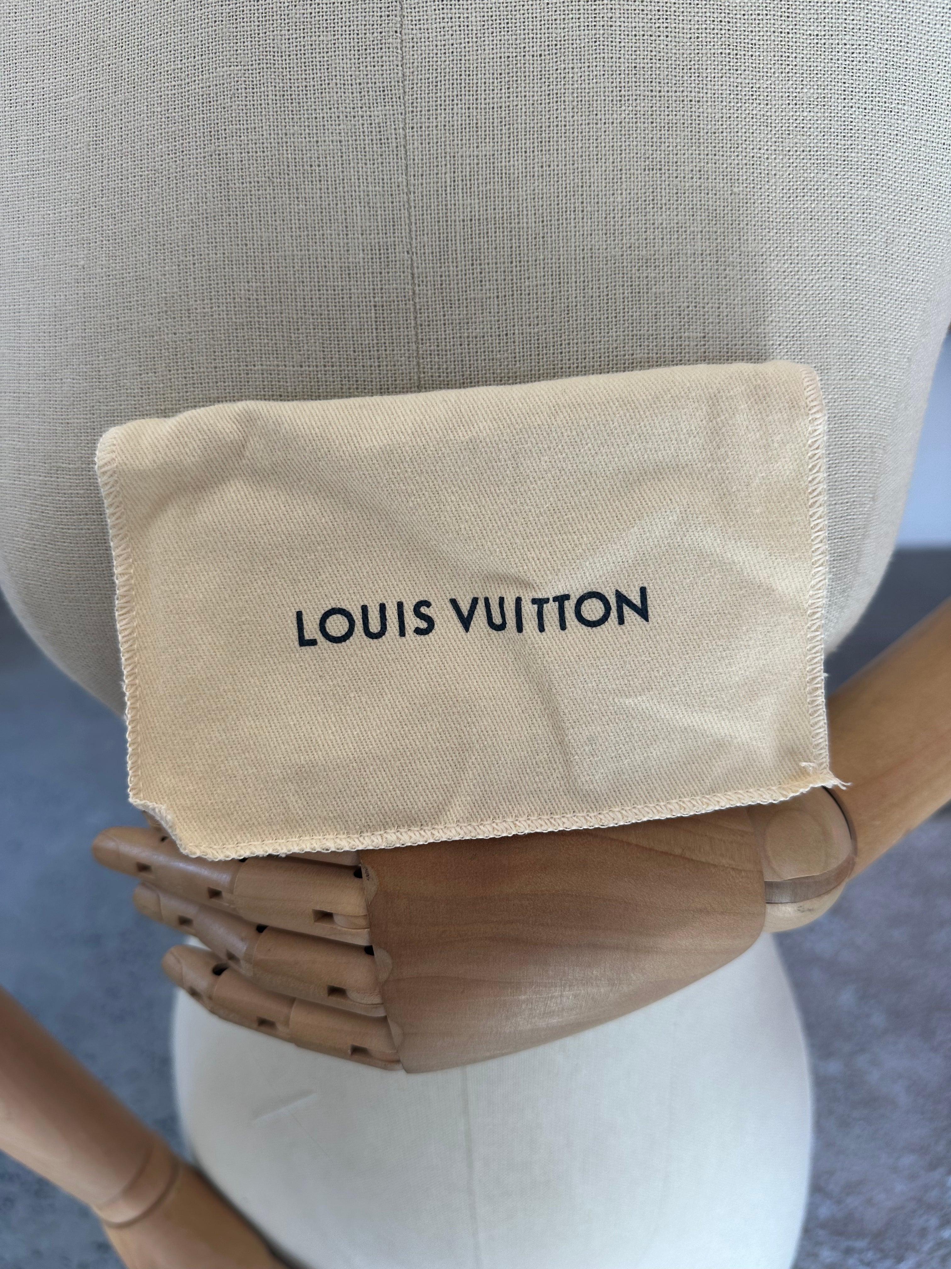 Louis Vuitton Pochette Clés