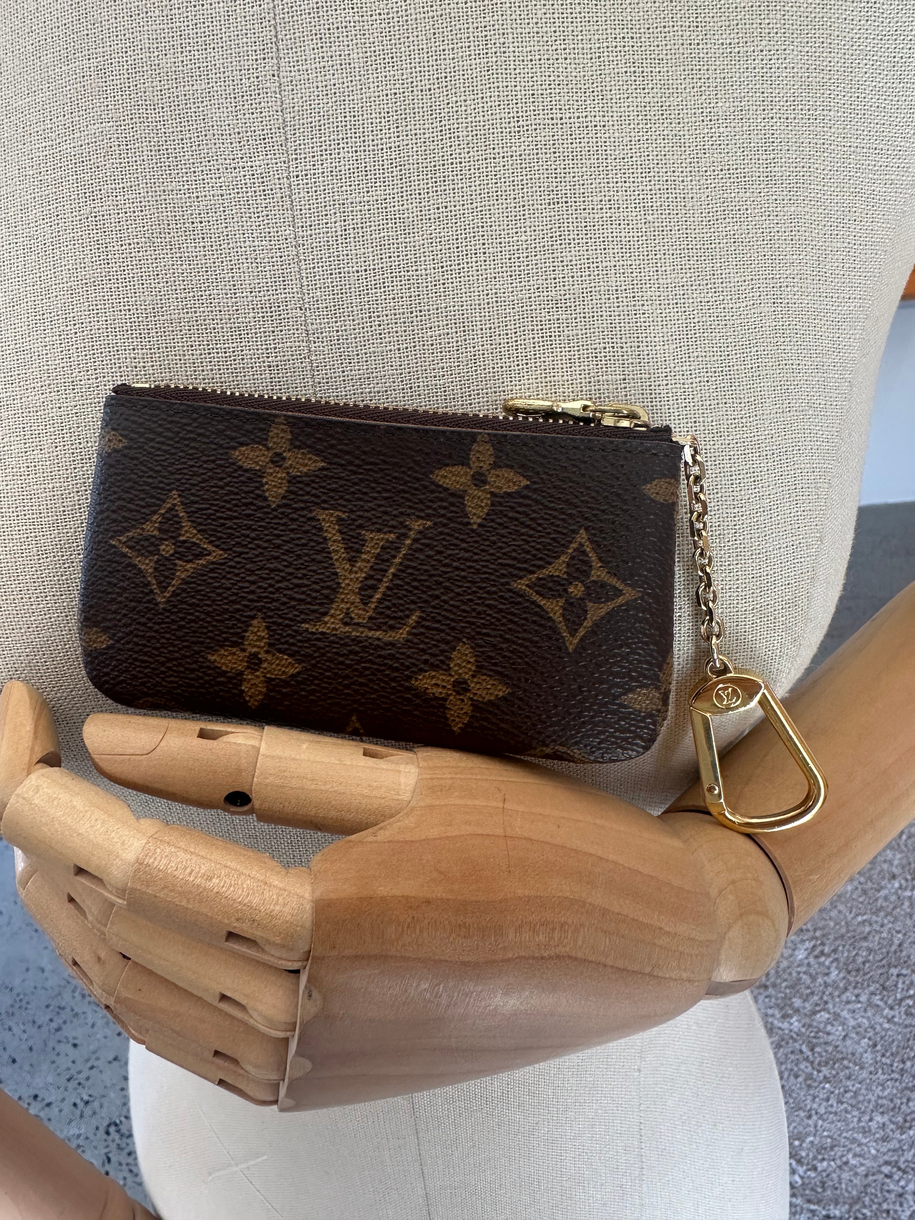 Louis Vuitton Pochette Clés