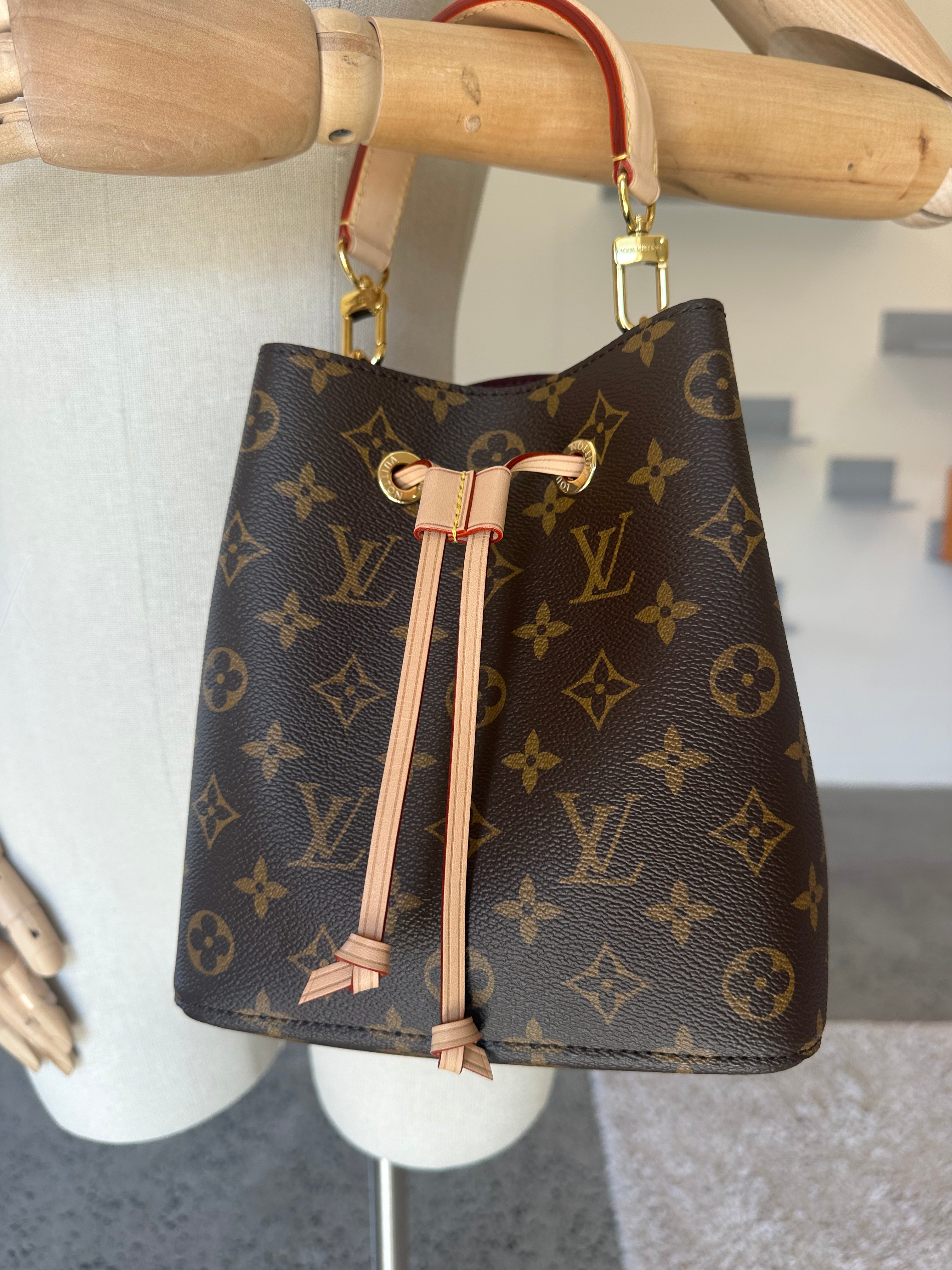 Louis Vuitton NéoNoé BB Bag