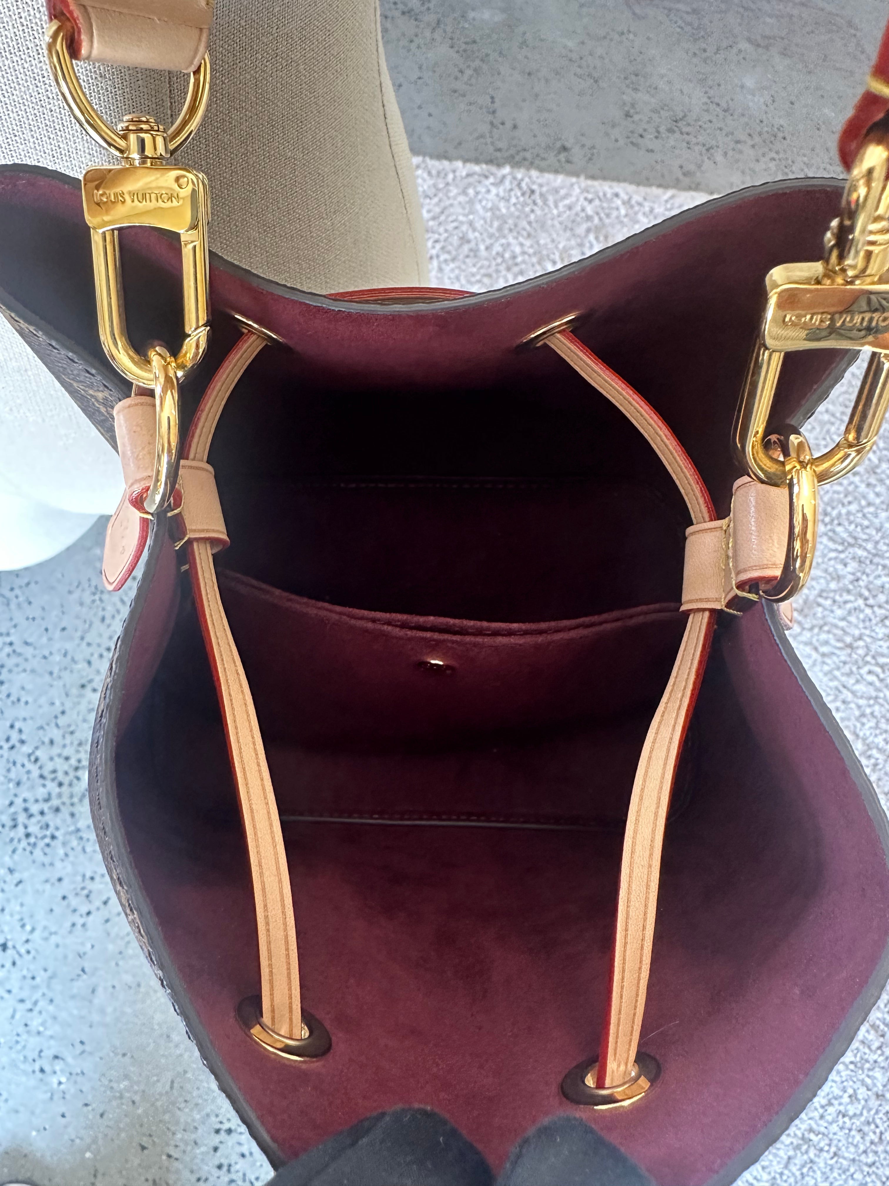 Louis Vuitton NéoNoé BB Bag